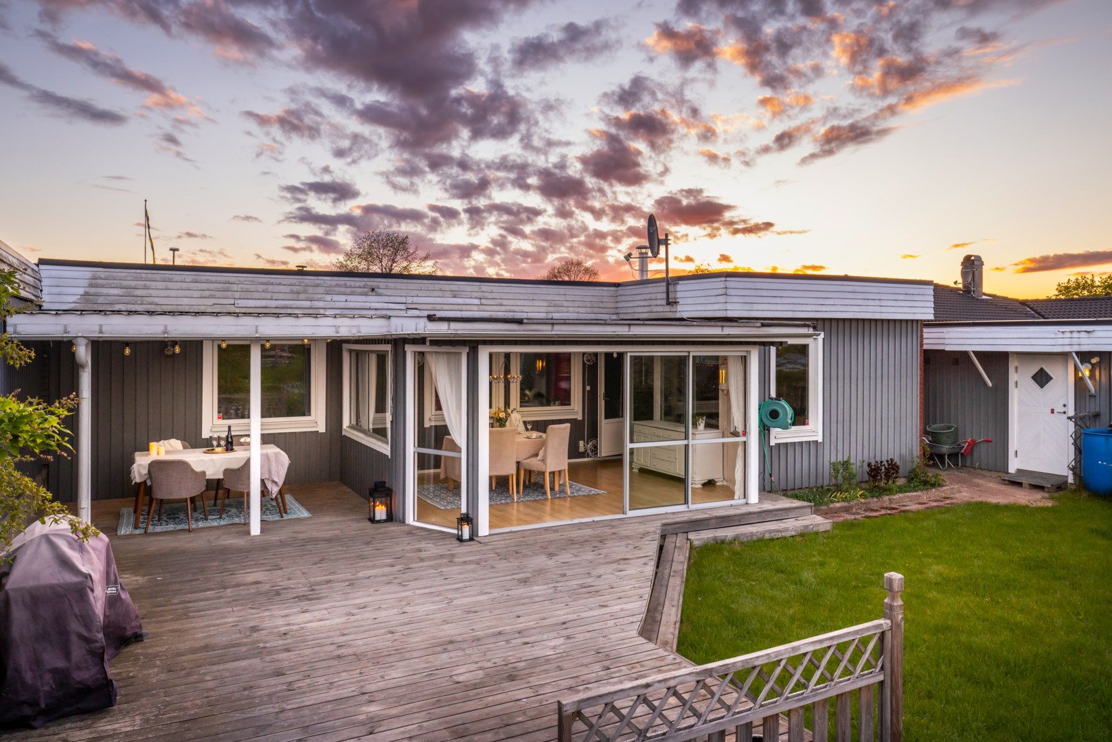 Bostadsbild från Ängsövägen 18, Såld i Krokhöjden, Nacka