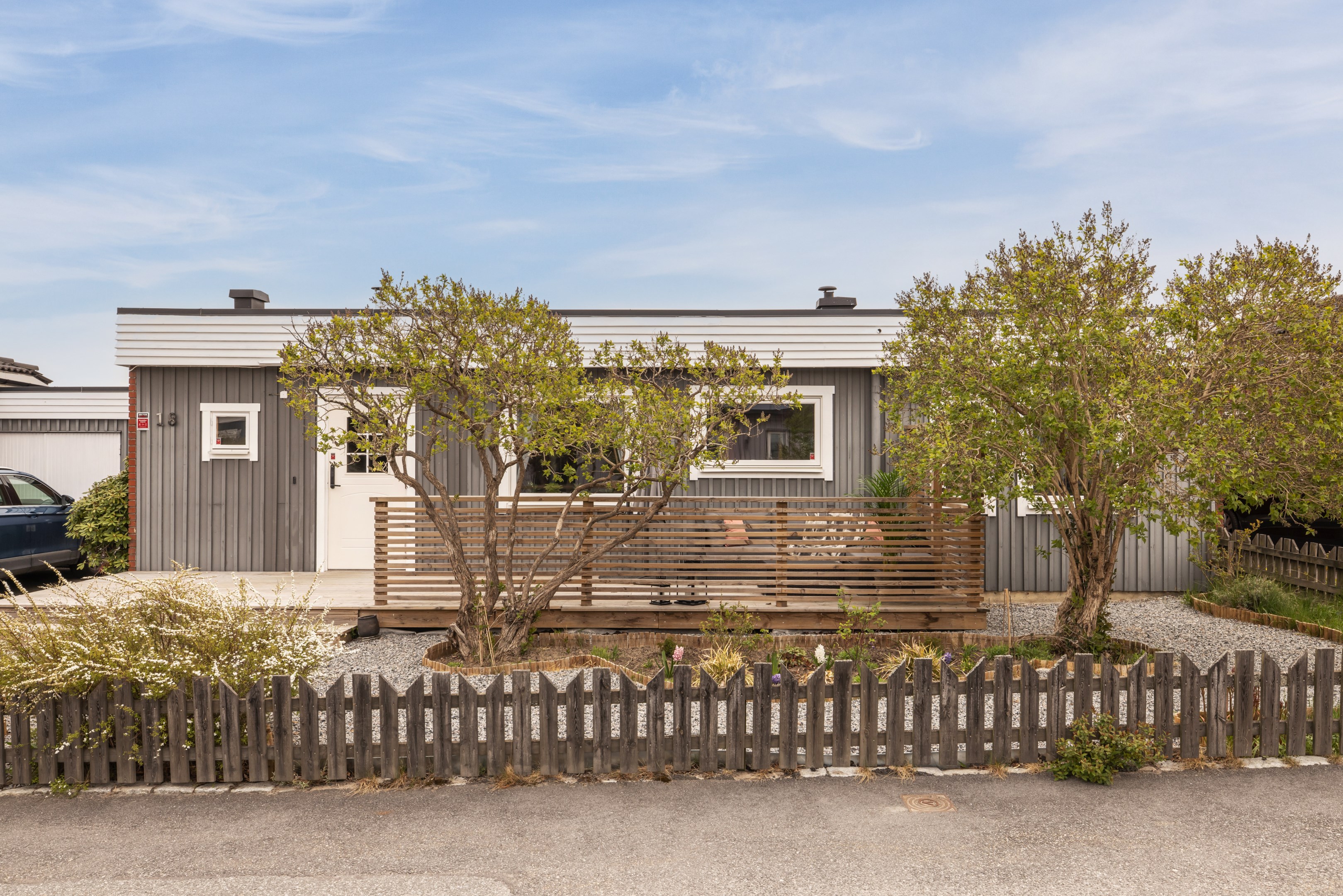 Bostadsbild från Ängsövägen 18, Såld i Krokhöjden, Nacka