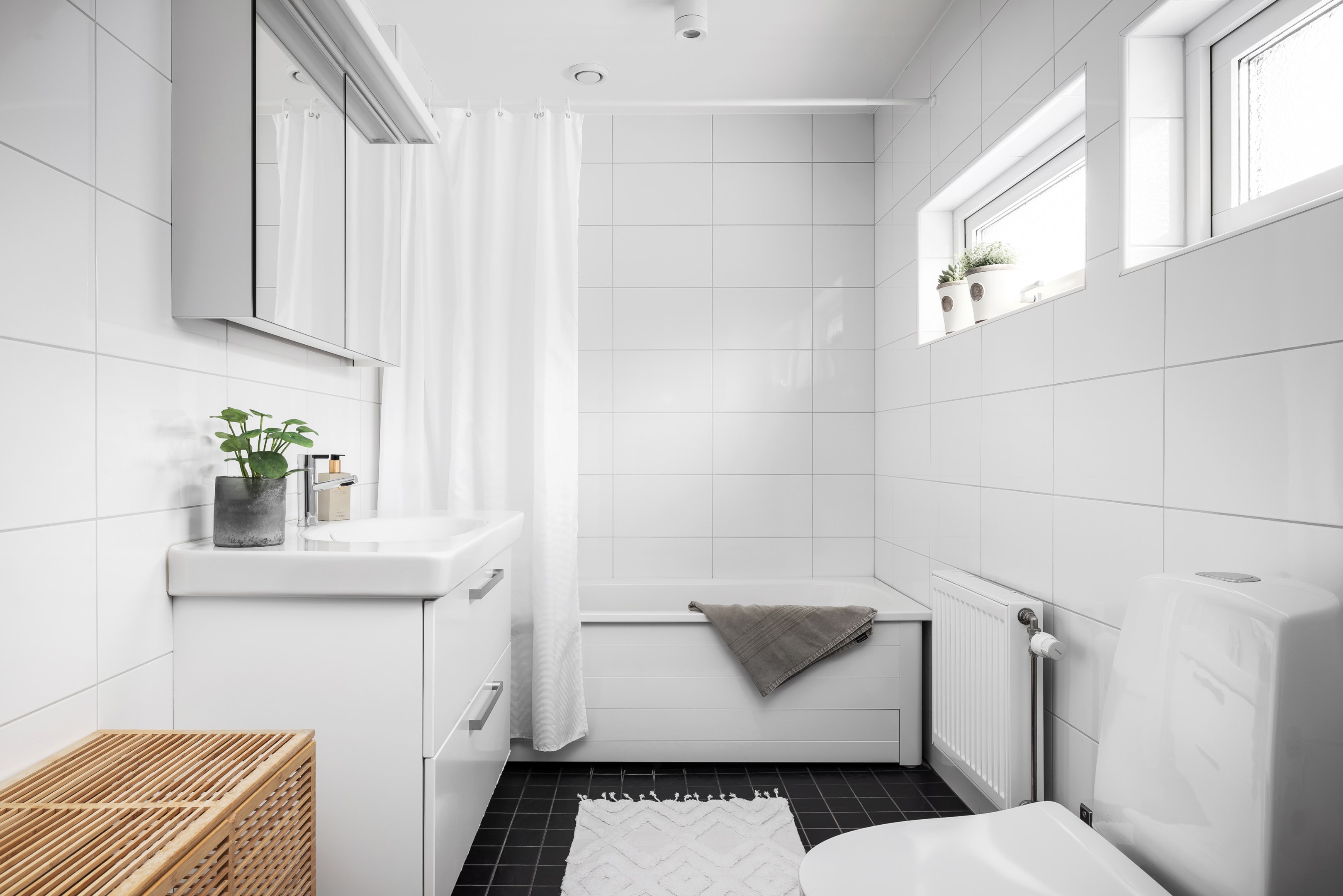 Bostadsbild från Tollare parkgränd 4, Såld i Tollare, Nacka