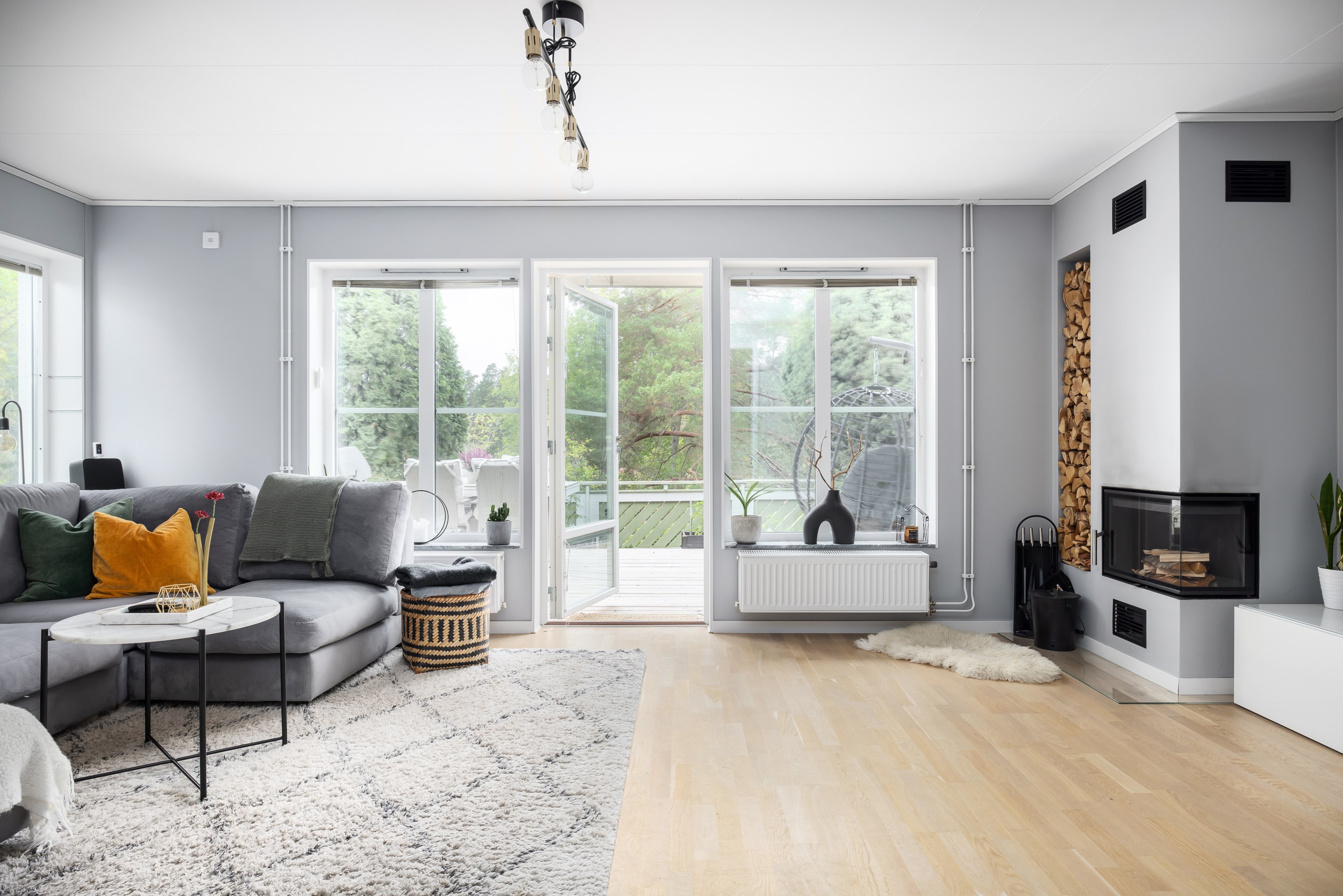 Bostadsbild från Nötskrikevägen 44, Såld i Ösbydalen, Värmdö