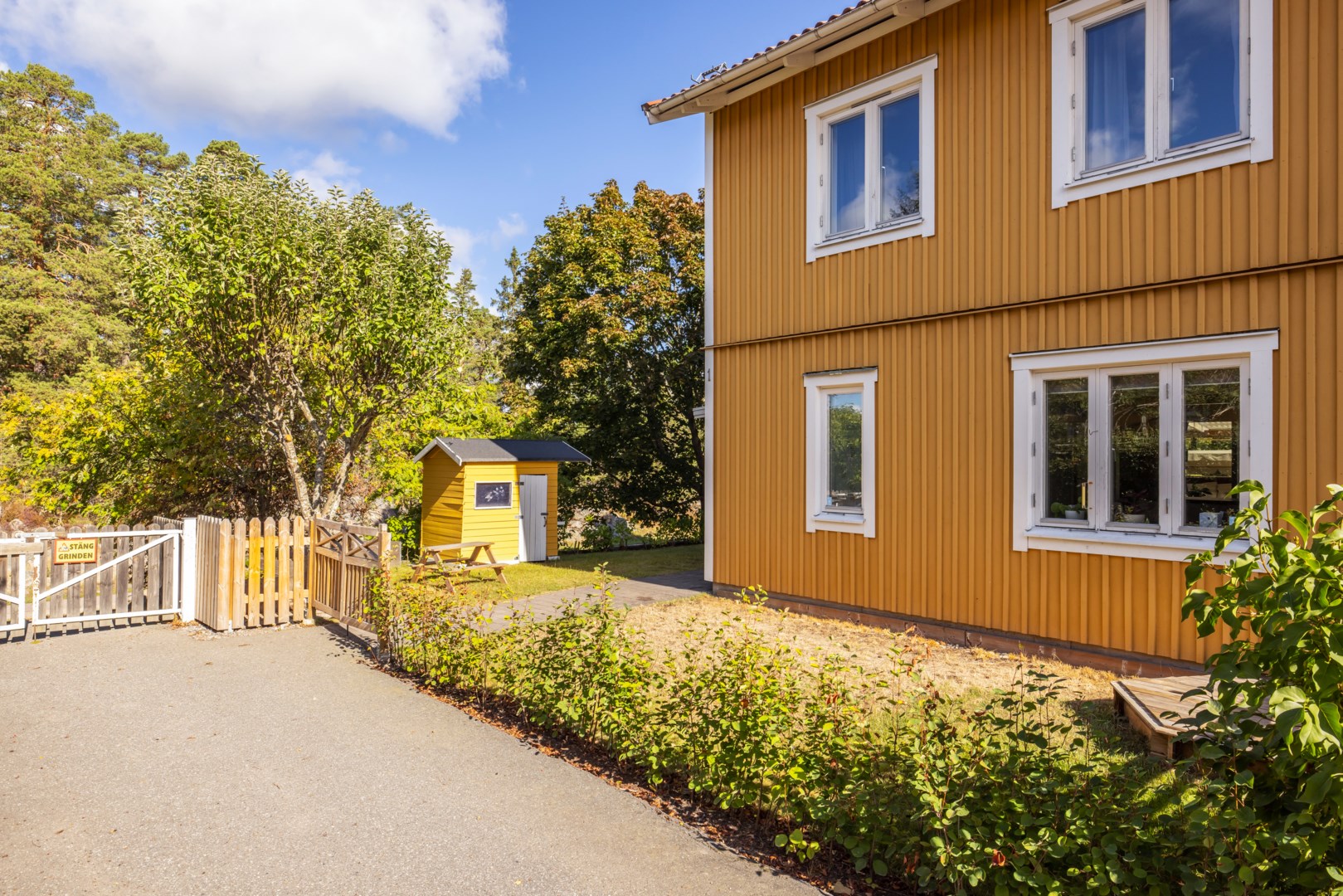 Bostadsbild från Entitevägen 1, Såld i Ösbydalen, Värmdö