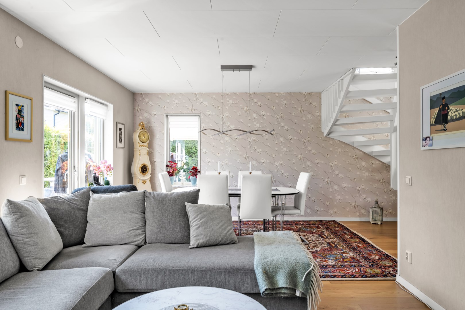 Bostadsbild från Pimpstensvägen 64, Såld i Herrhagen, Uppsala