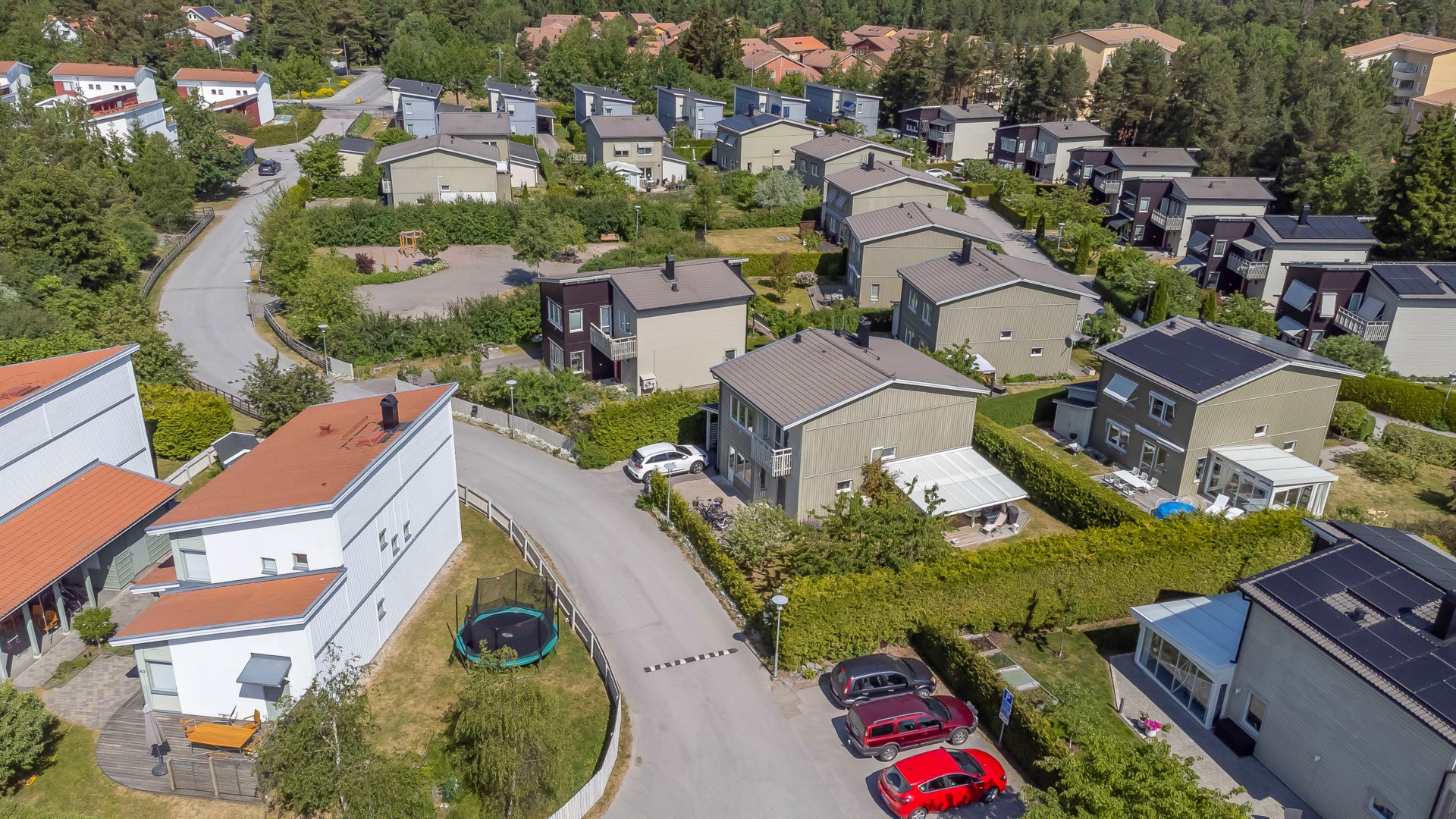 Bostadsbild från Pimpstensvägen 64, Såld i Herrhagen, Uppsala