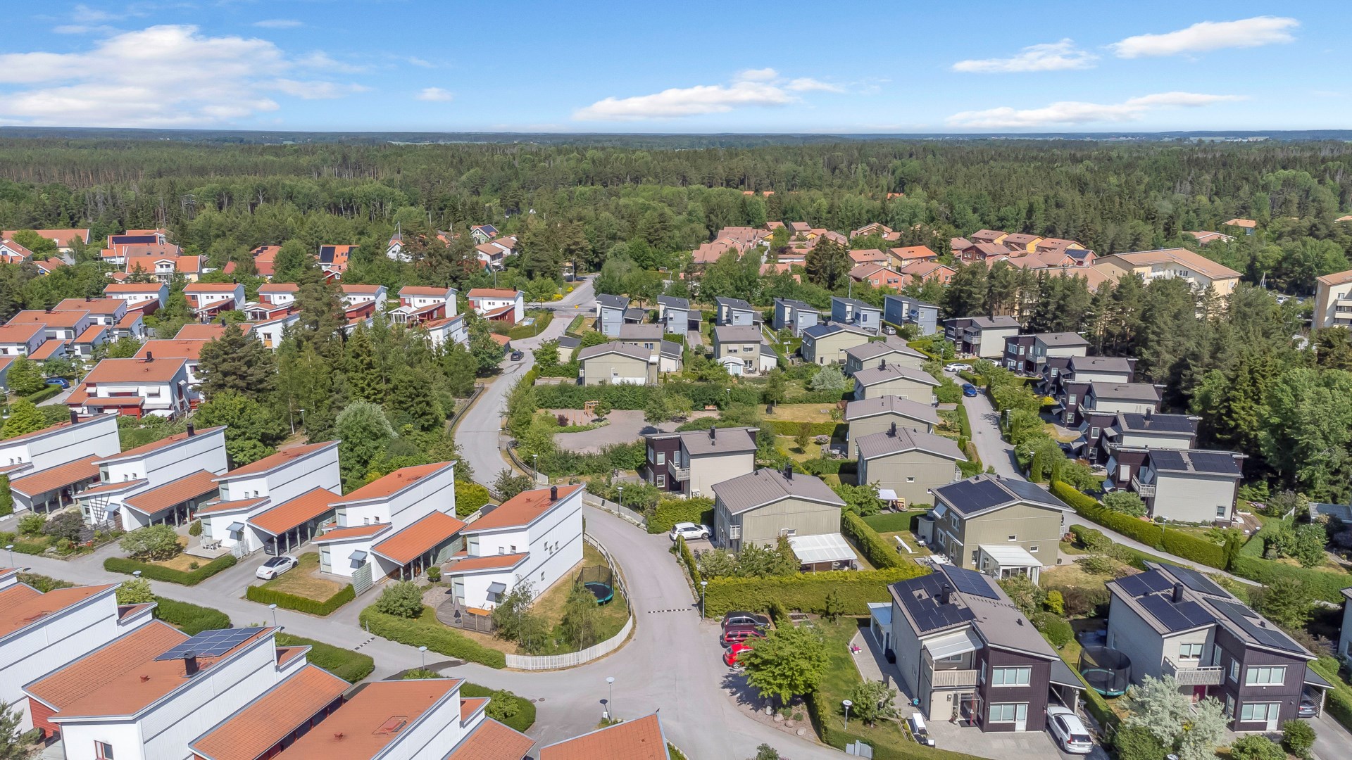 Bostadsbild från Pimpstensvägen 64, Såld i Herrhagen, Uppsala