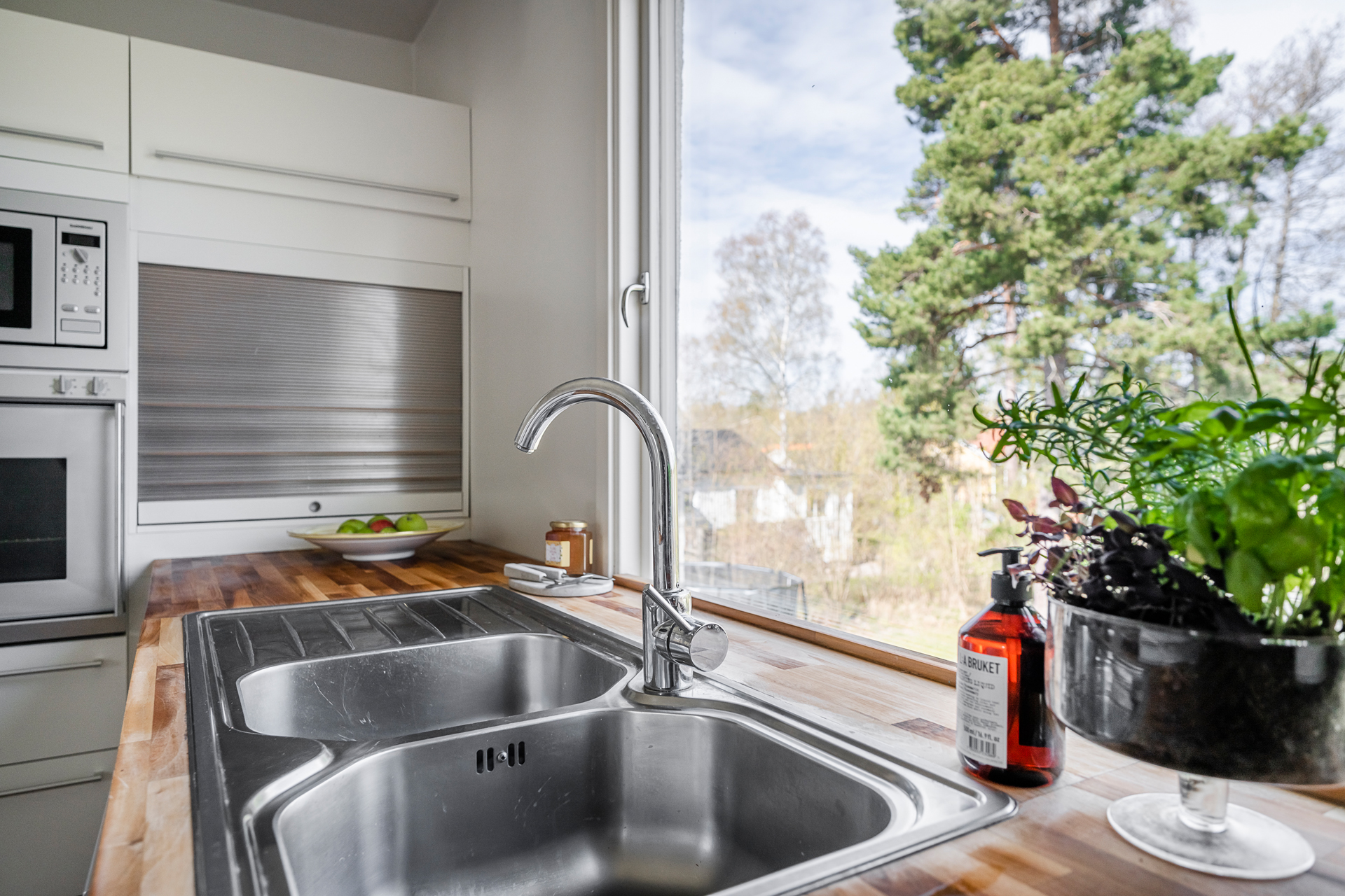 Bostadsbild från Vargungevägen 6, Såld i Saltsjö-Duvnäs, Nacka