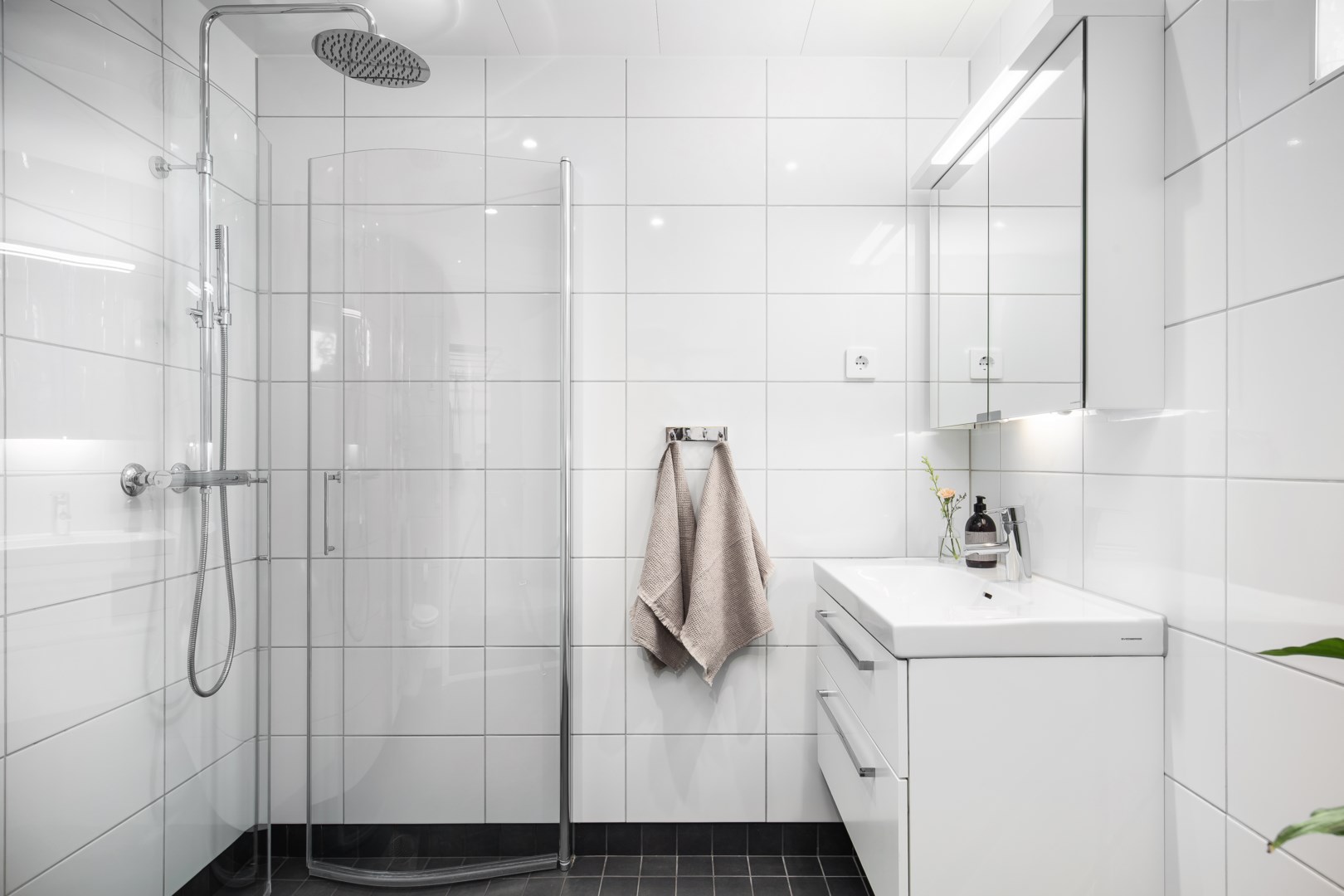 Bostadsbild från Godtemplarvägen 39, Såld i Tollare, Nacka