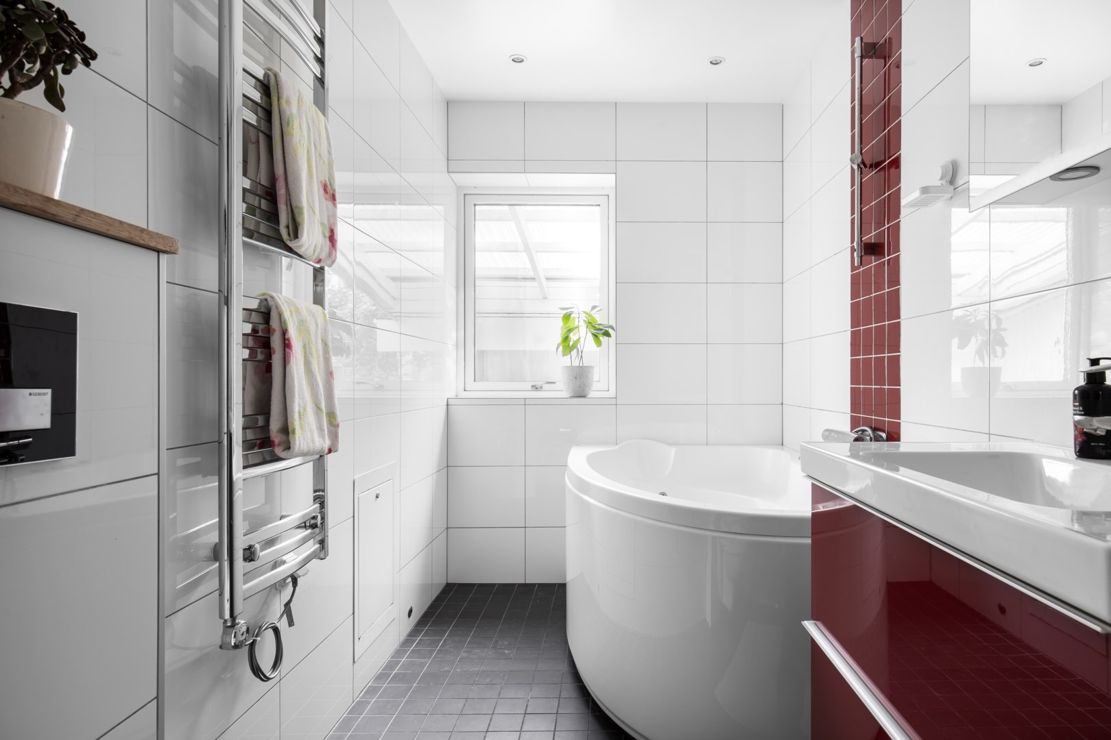 Bostadsbild från Dunungavägen 9, Såld i Skuru, Nacka