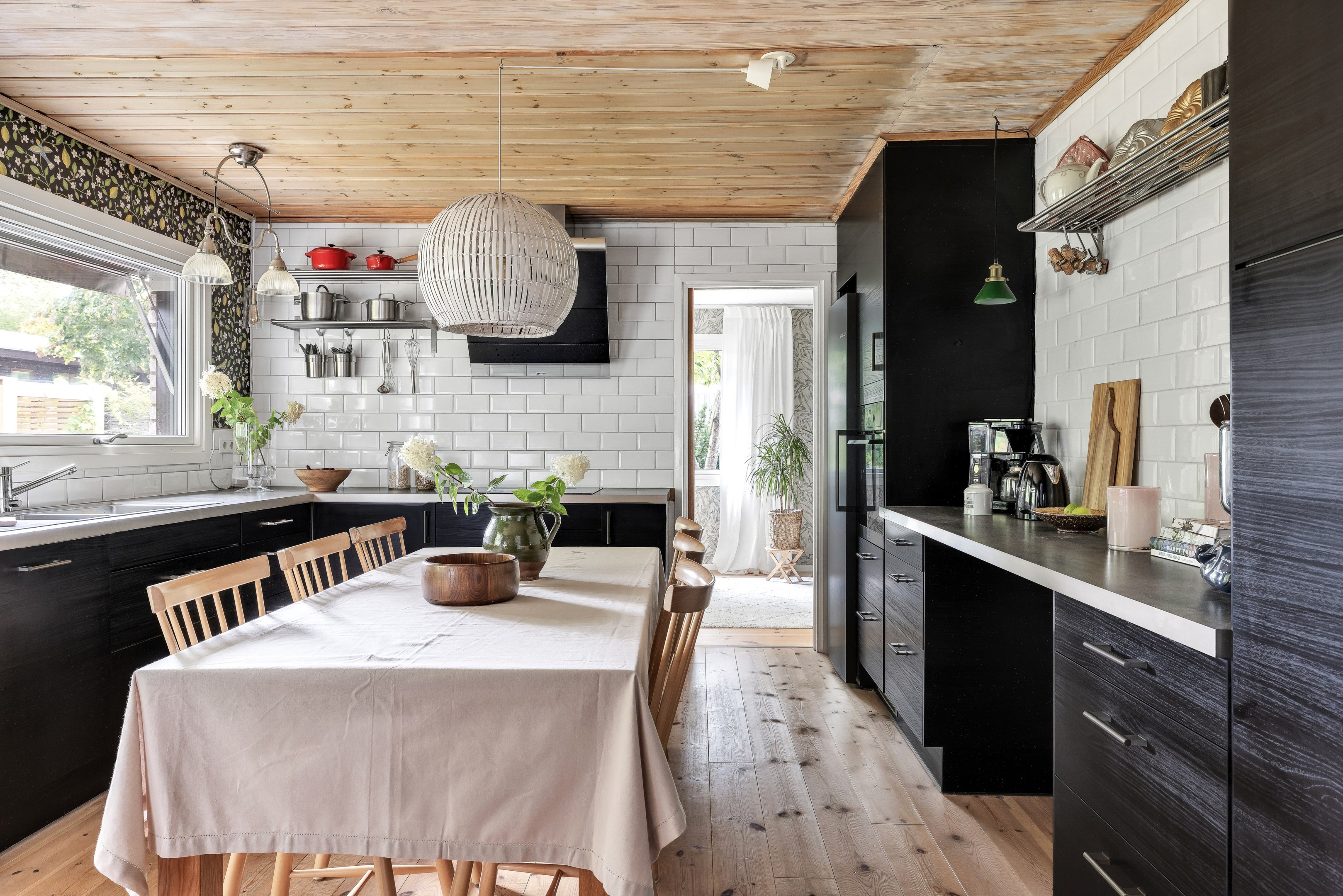 Bostadsbild från Ekolnsvägen 13A, Såld i Sunnersta, Uppsala