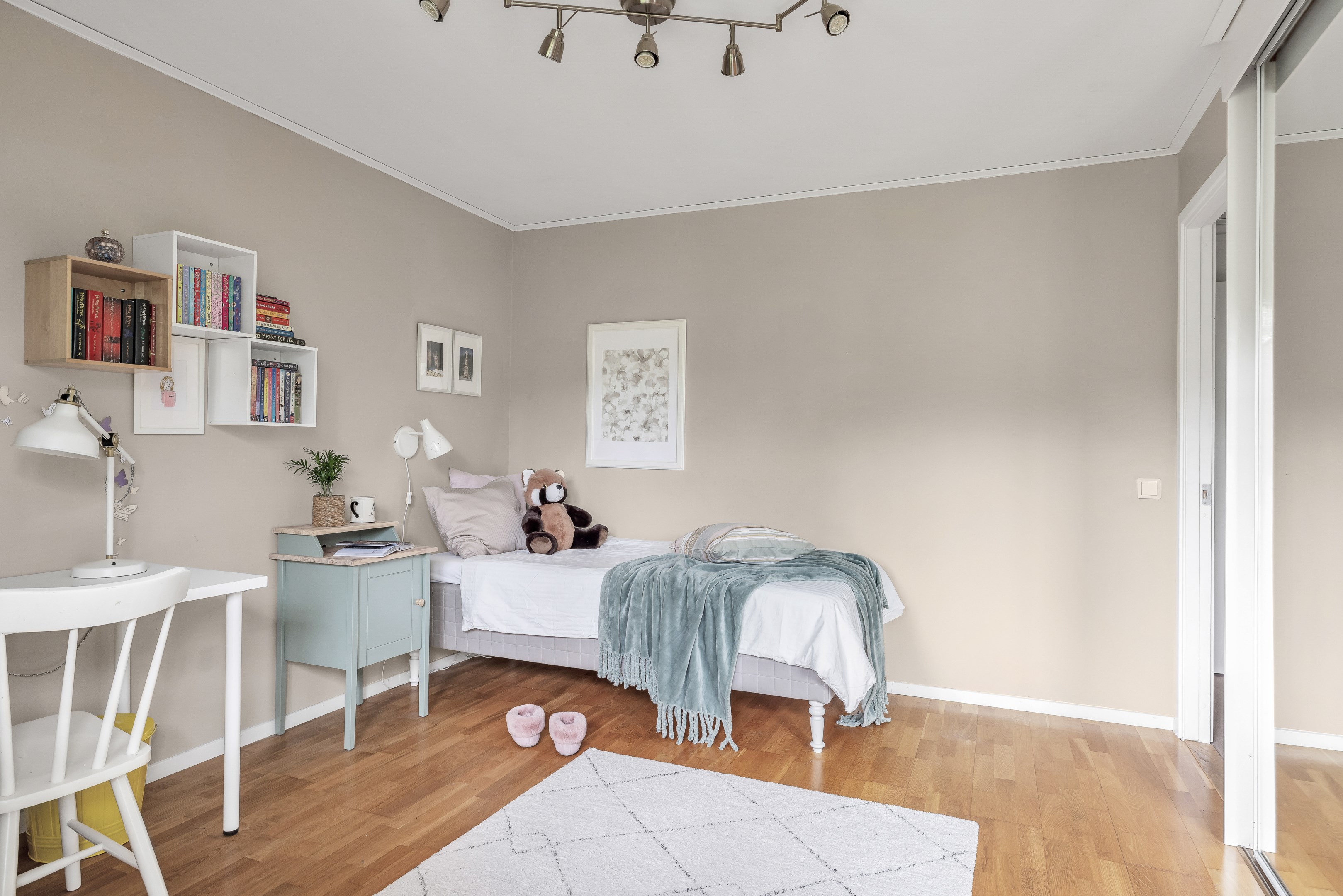 Bostadsbild från Ekolnsvägen 13A, Såld i Sunnersta, Uppsala