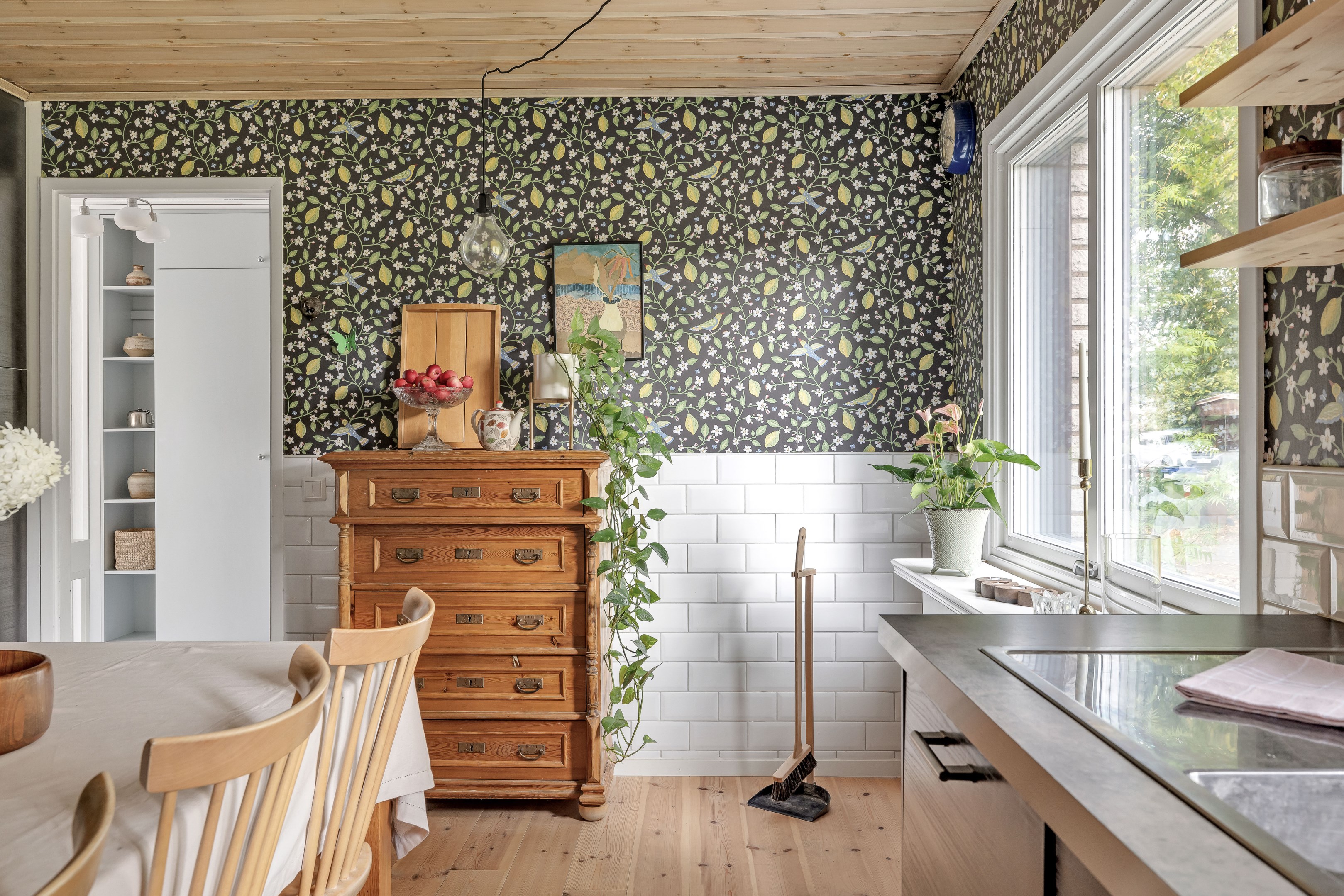 Bostadsbild från Ekolnsvägen 13A, Såld i Sunnersta, Uppsala