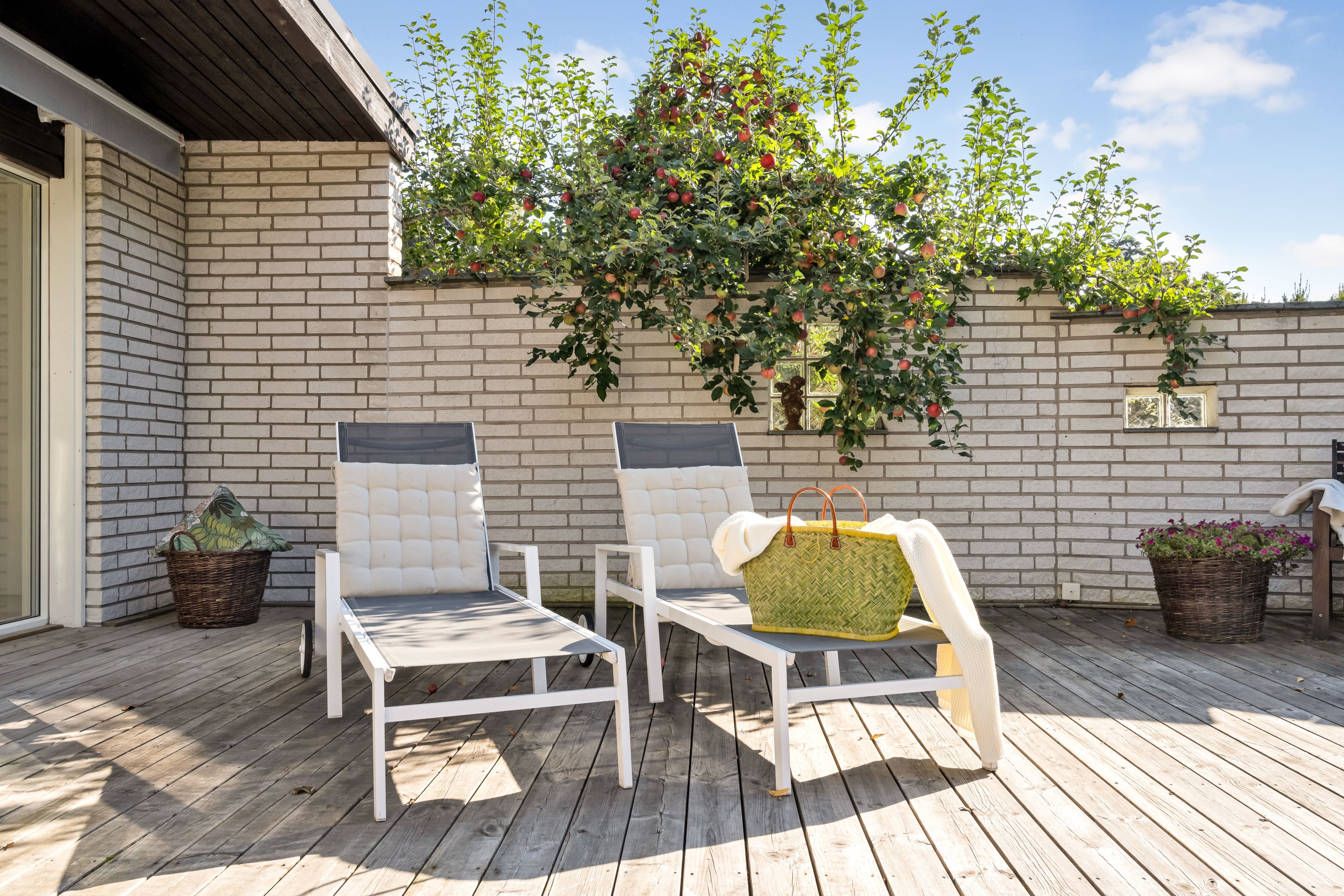 Bostadsbild från Ekolnsvägen 13A, Såld i Sunnersta, Uppsala