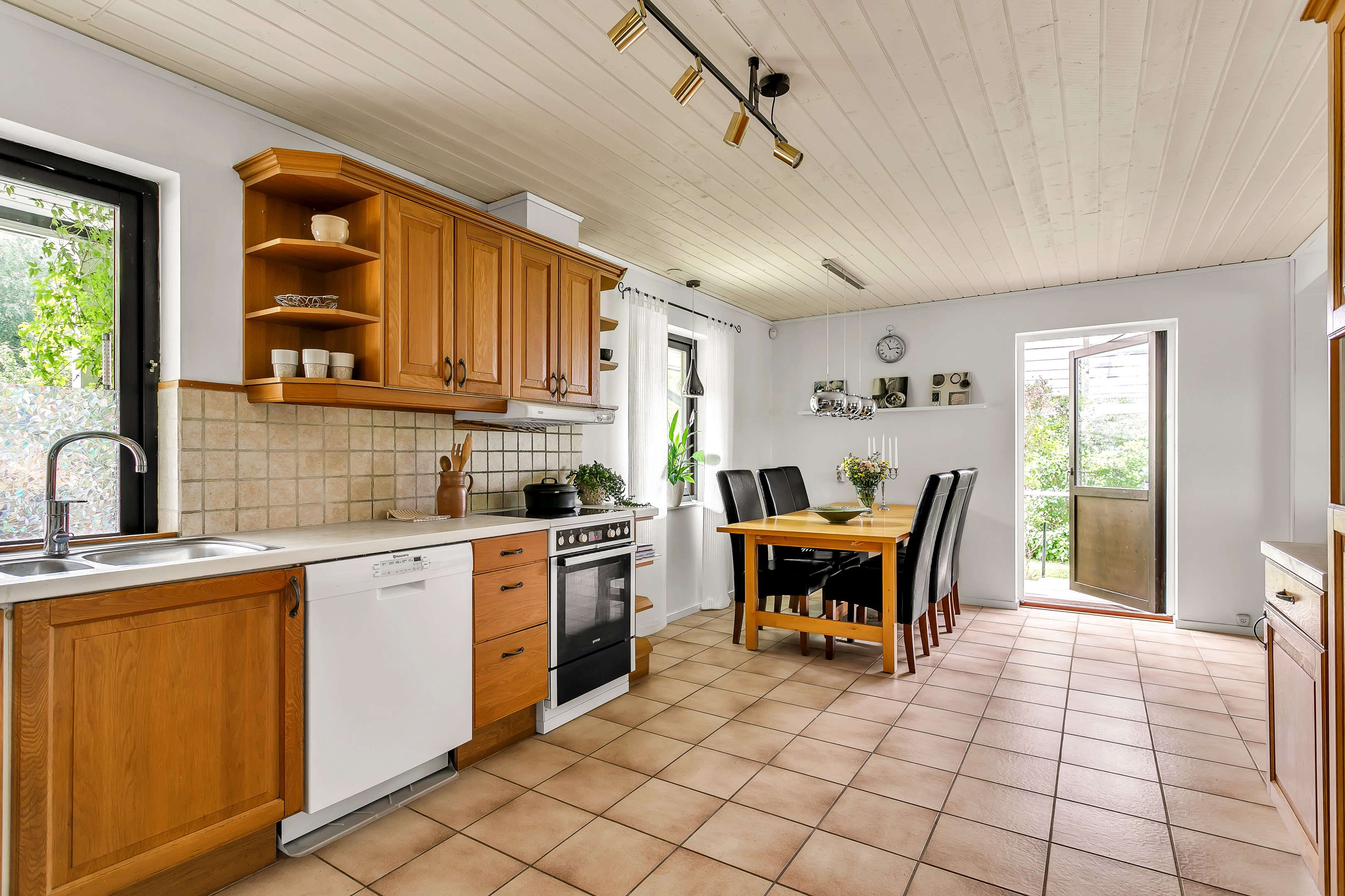 Bostadsbild från Malmkörarvägen 134, Såld i Vattholma, Uppsala