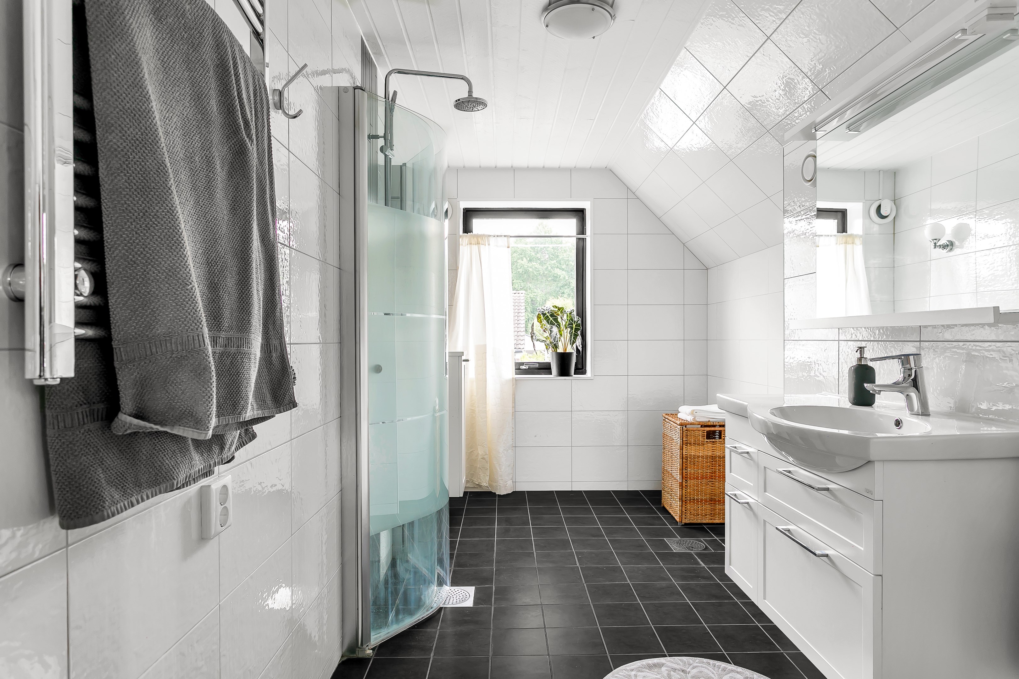 Bostadsbild från Malmkörarvägen 134, Såld i Vattholma, Uppsala