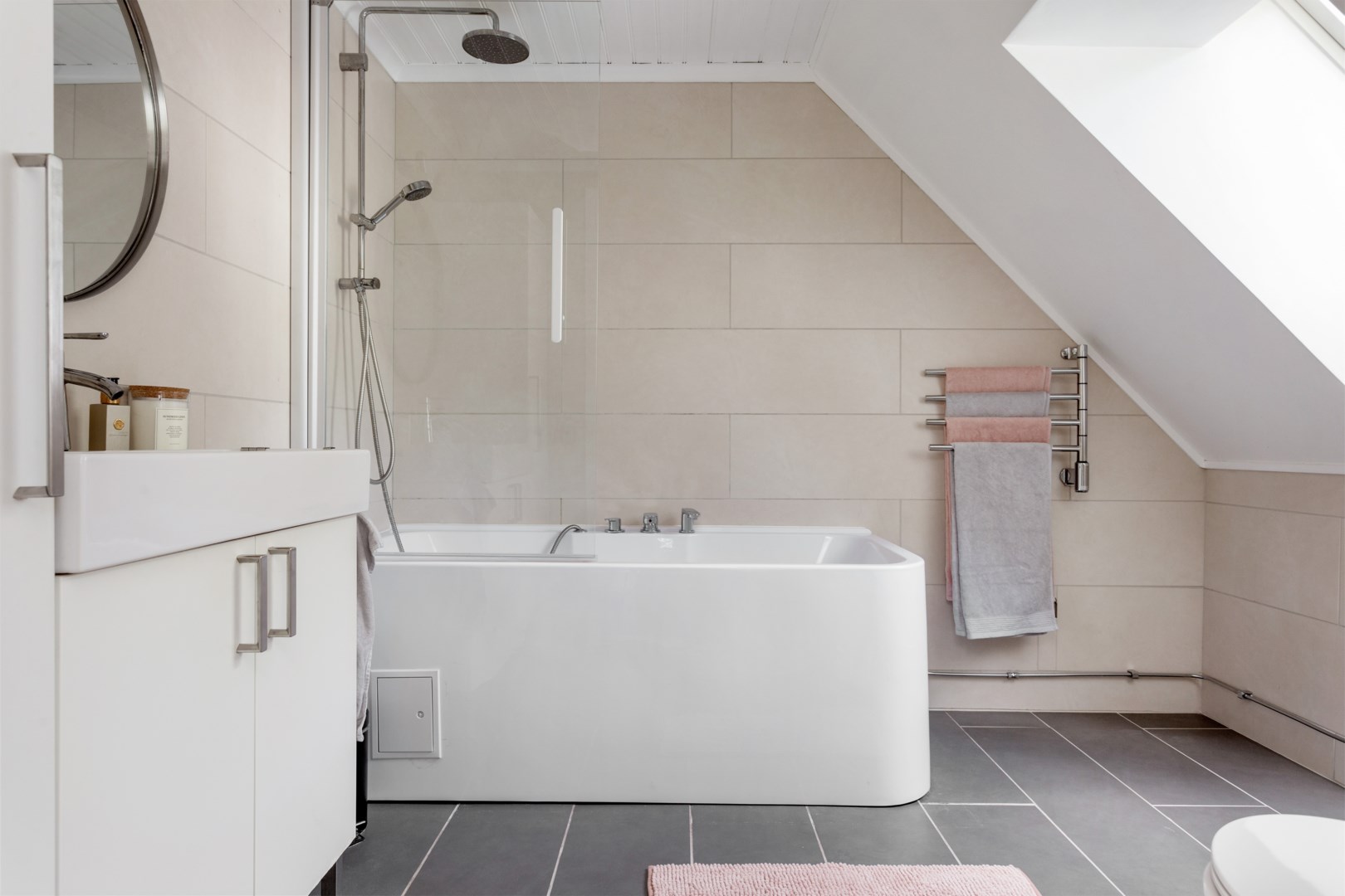 Bostadsbild från Dalkarlsvägen 16, Såld i Lännersta, Nacka