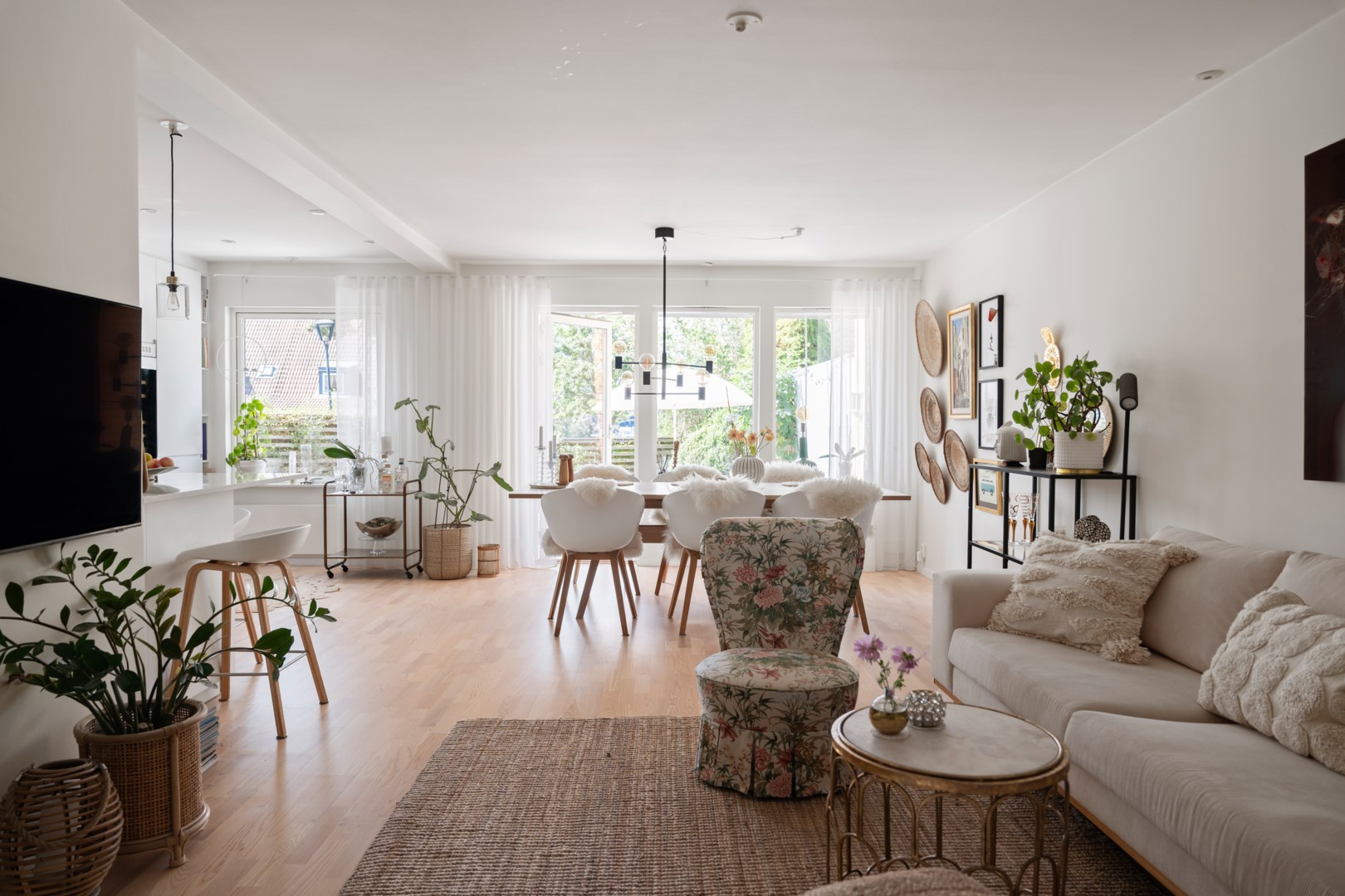 Bostadsbild från Gamla Brovägen 21, Såld i Björknäs, Nacka