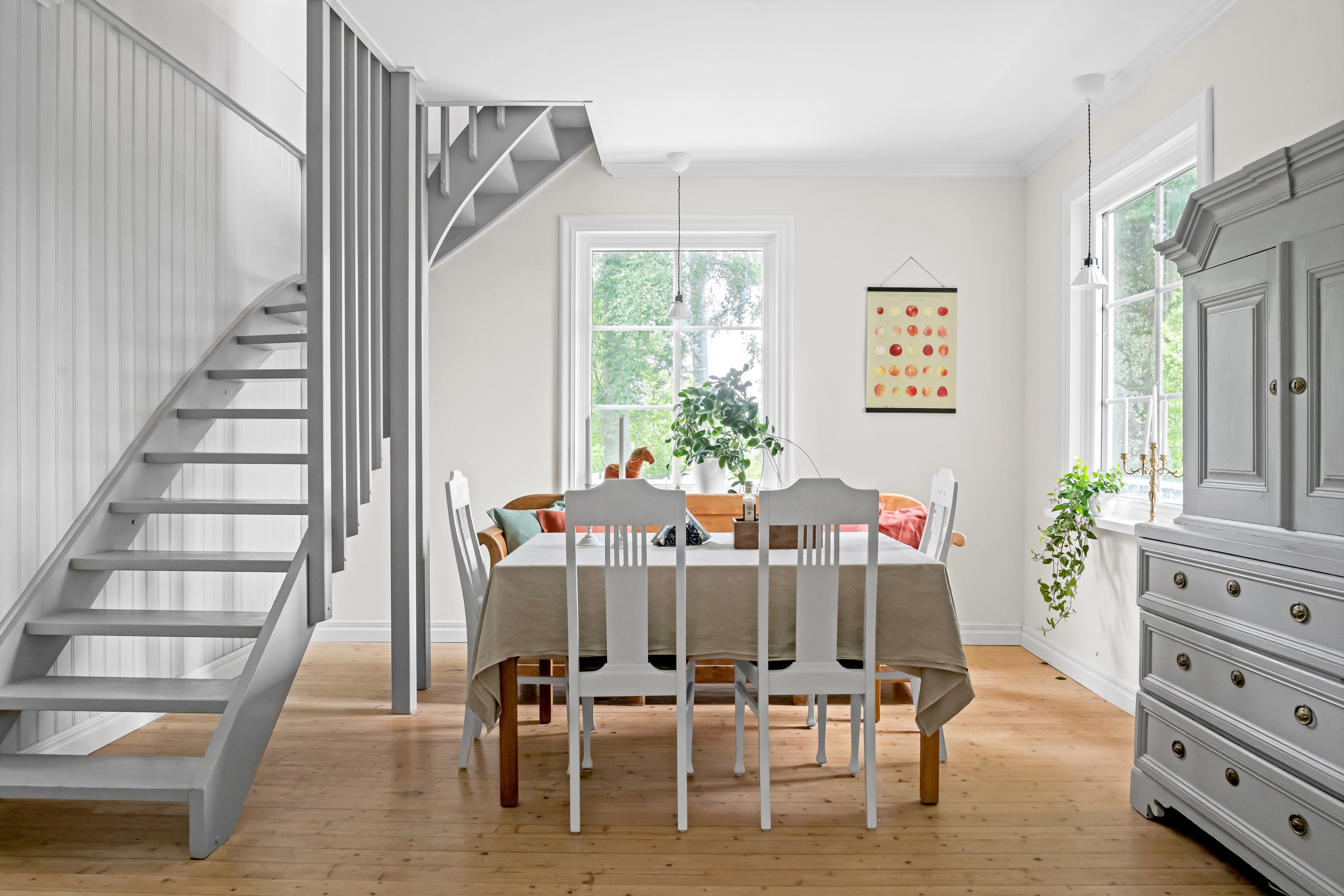 Bostadsbild från Gryta Rosenborg 12, Såld i Örsundsbro, Enköping