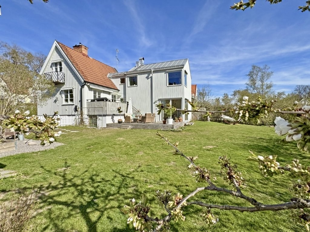 Bostadsbild från Hackspettsvägen 29, Till salu i Bromma - Ålsten, Stockholm
