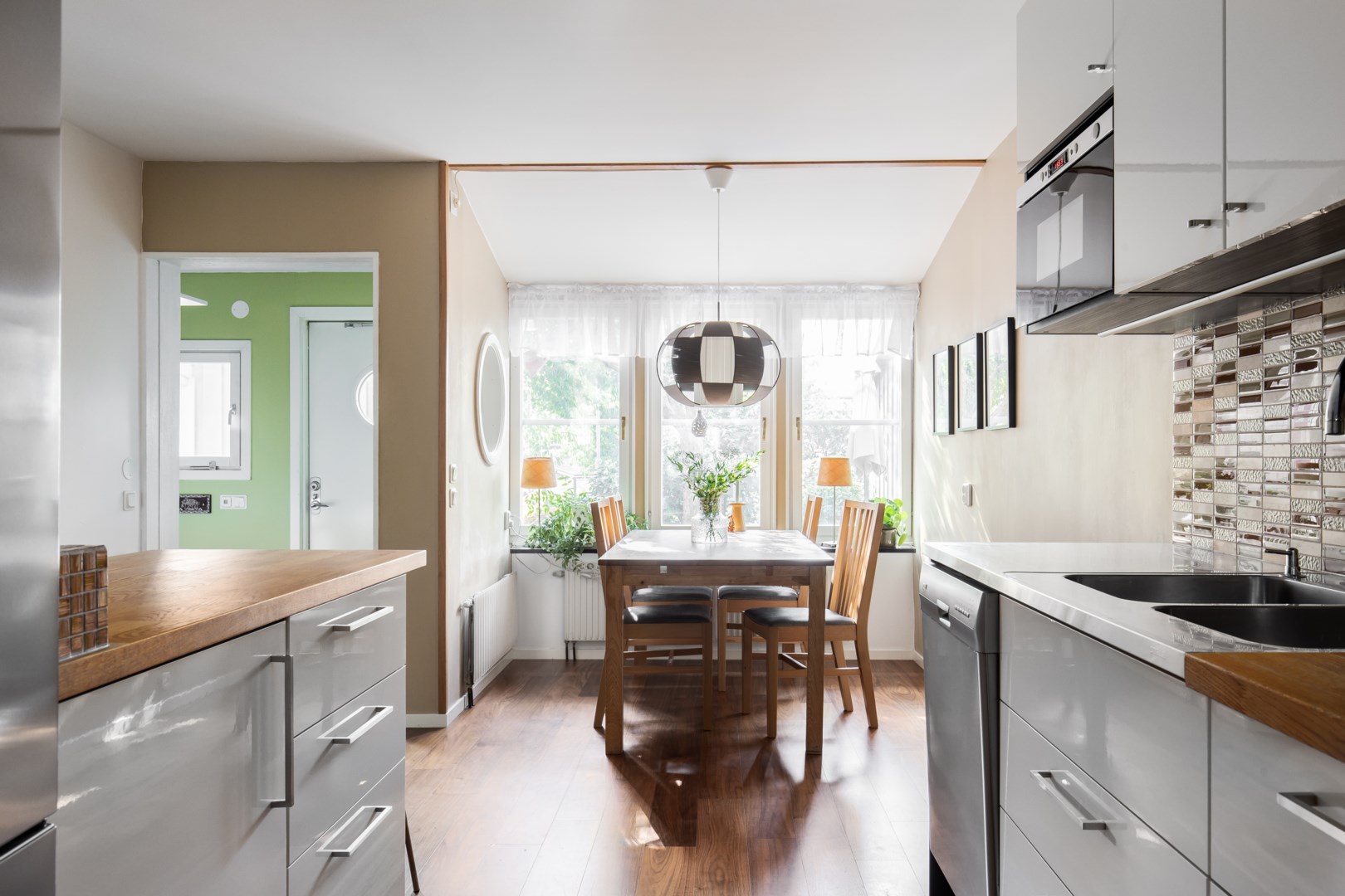 Bostadsbild från Norrholmsvägen 132, Såld i Östra Orminge, Nacka