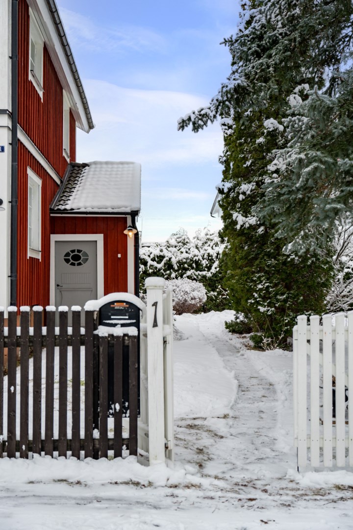 Bostadsbild från Fylkingsvägen 1, Såld i Gamla Uppsala, Uppsala