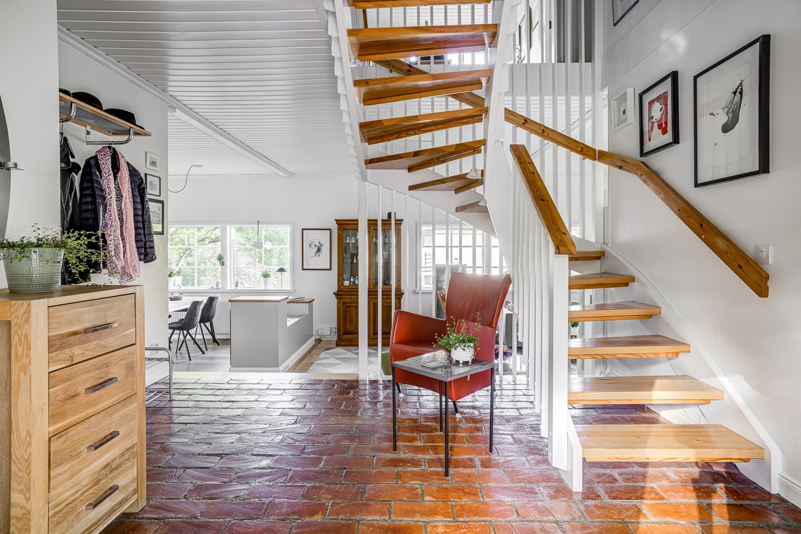 Bostadsbild från Skogsbergsvägen 2, Såld i Eriksberg, Uppsala