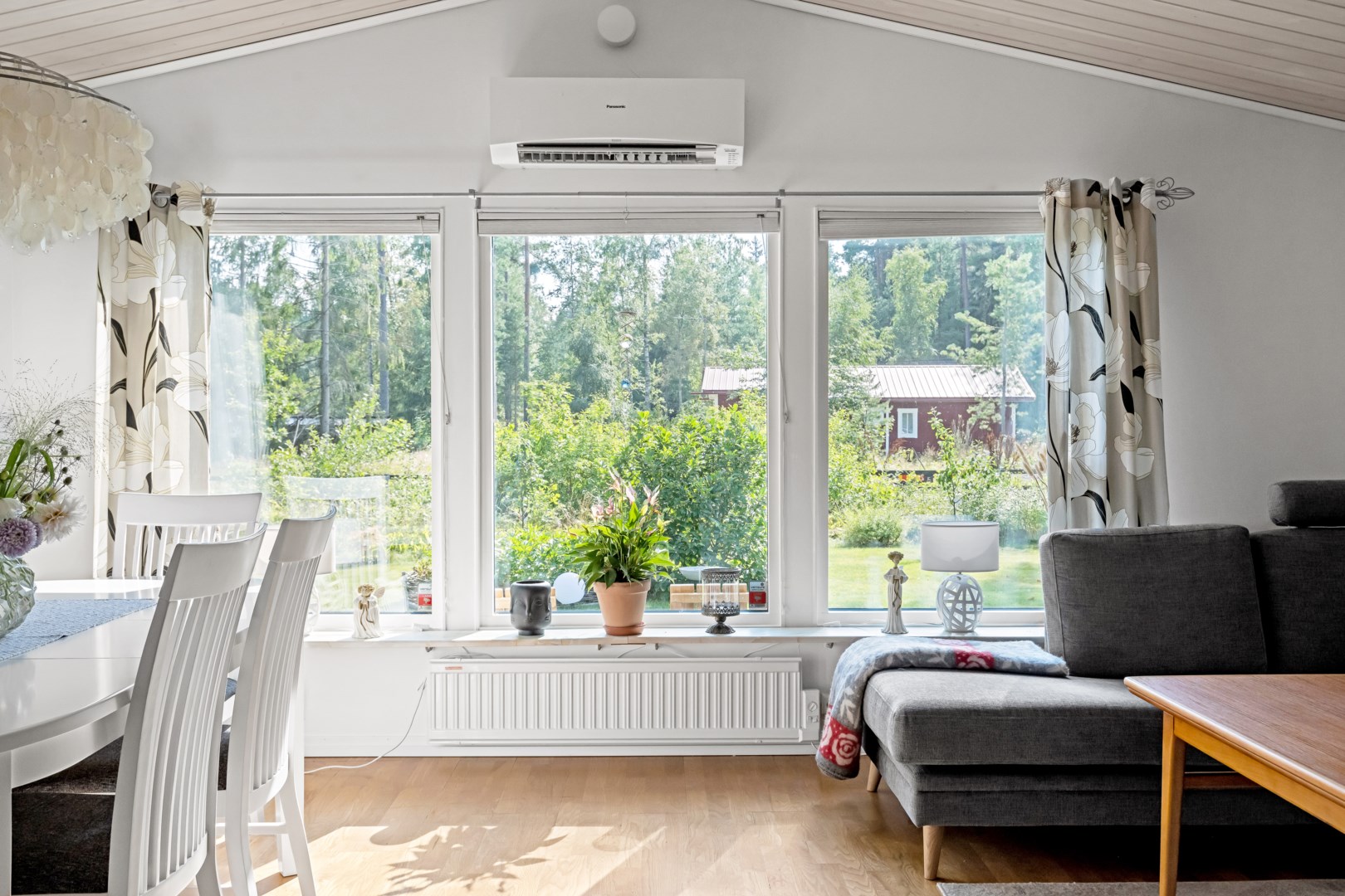 Bostadsbild från Sommarvägen 3A, Såld i Björklinge, Uppsala