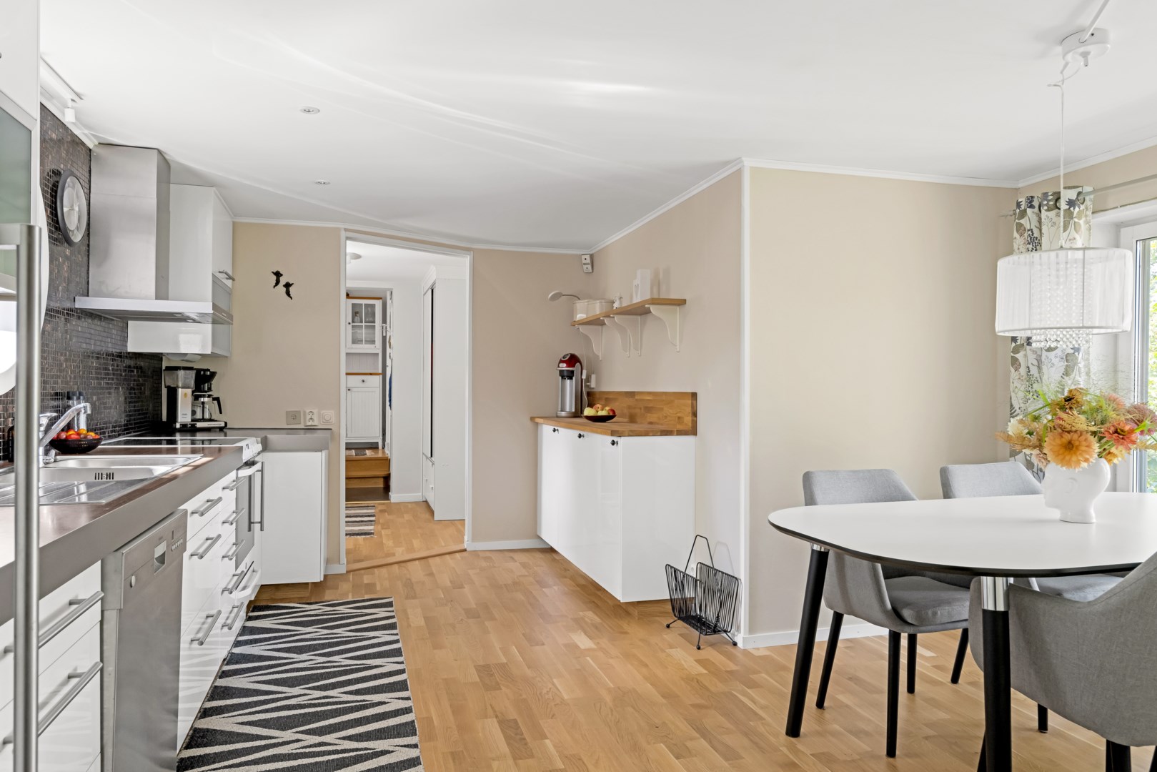 Bostadsbild från Sommarvägen 3A, Såld i Björklinge, Uppsala