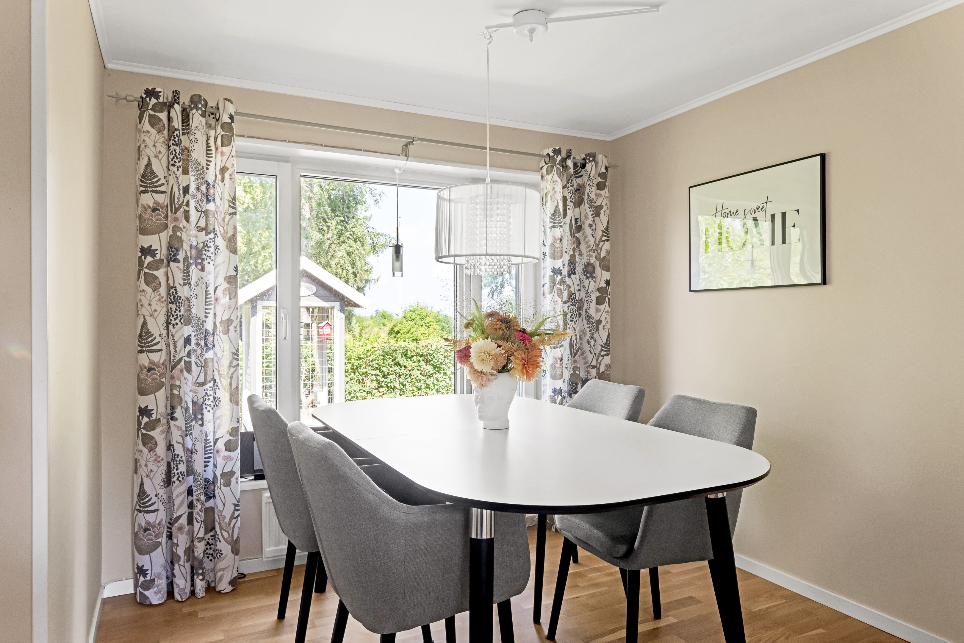 Bostadsbild från Sommarvägen 3A, Såld i Björklinge, Uppsala