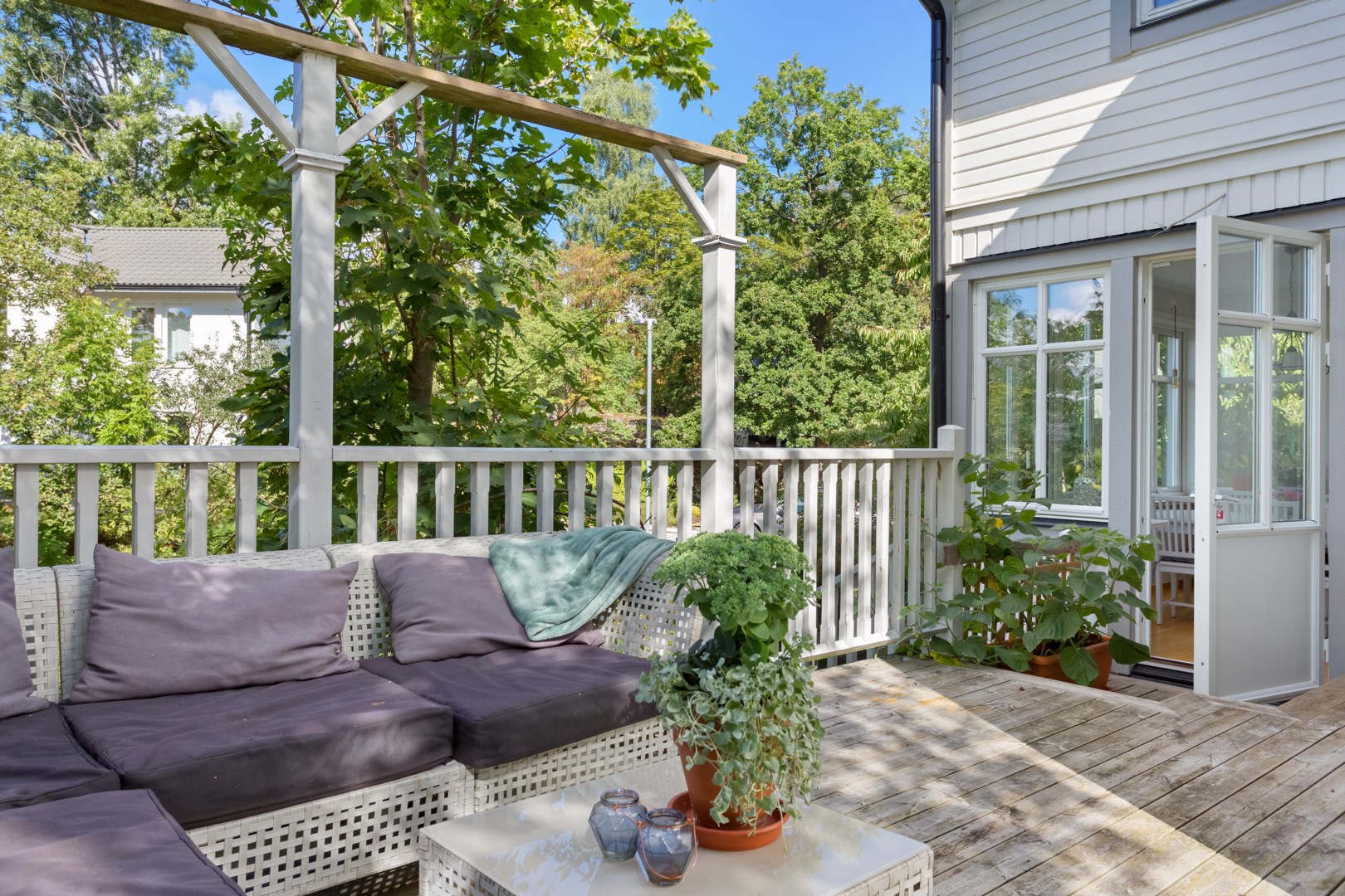 Bostadsbild från Bergdalsvägen 6, Såld i Björknäs, Nacka