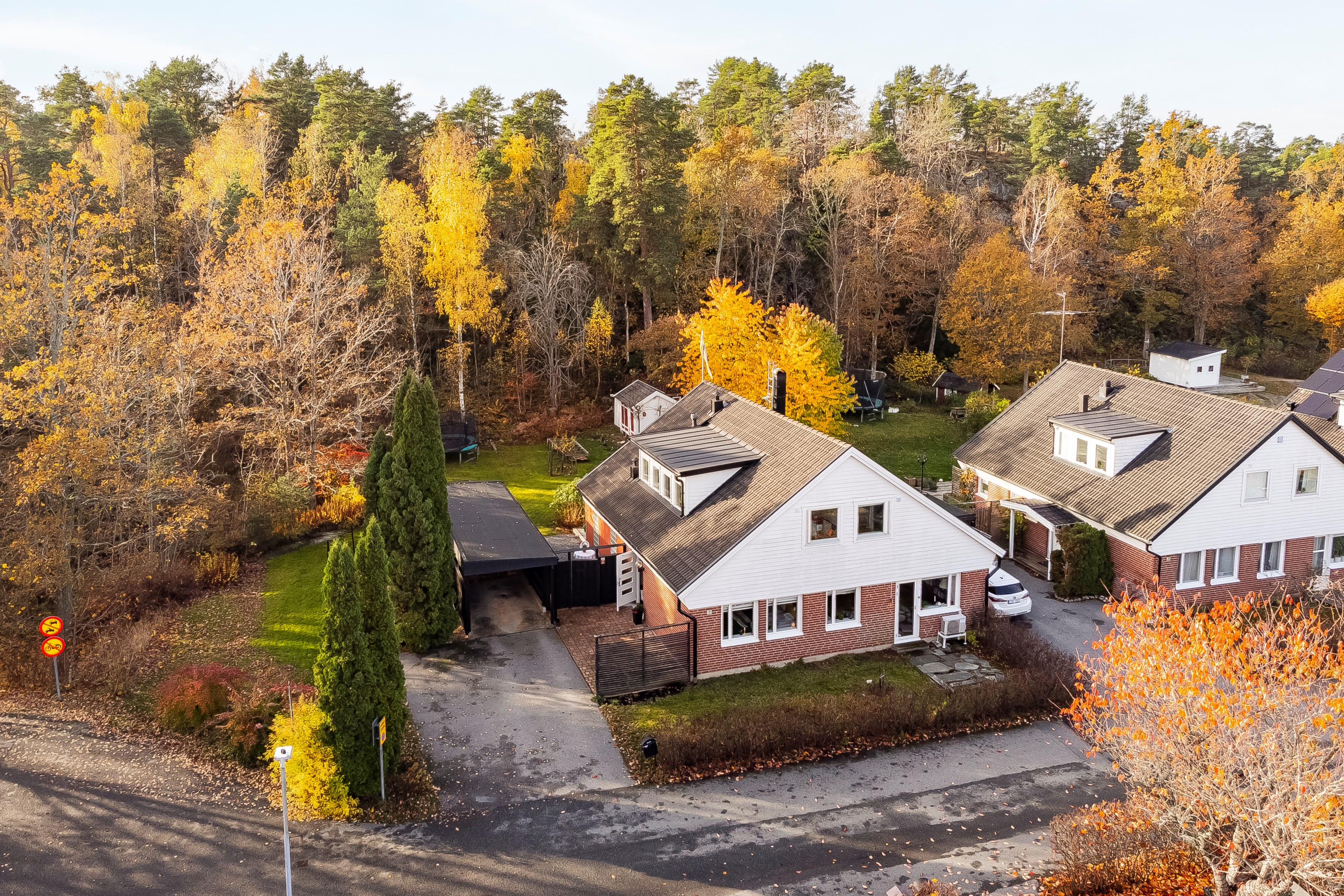 Bostadsbild från Tryffelvägen 1, Såld i Eknäs, Nacka