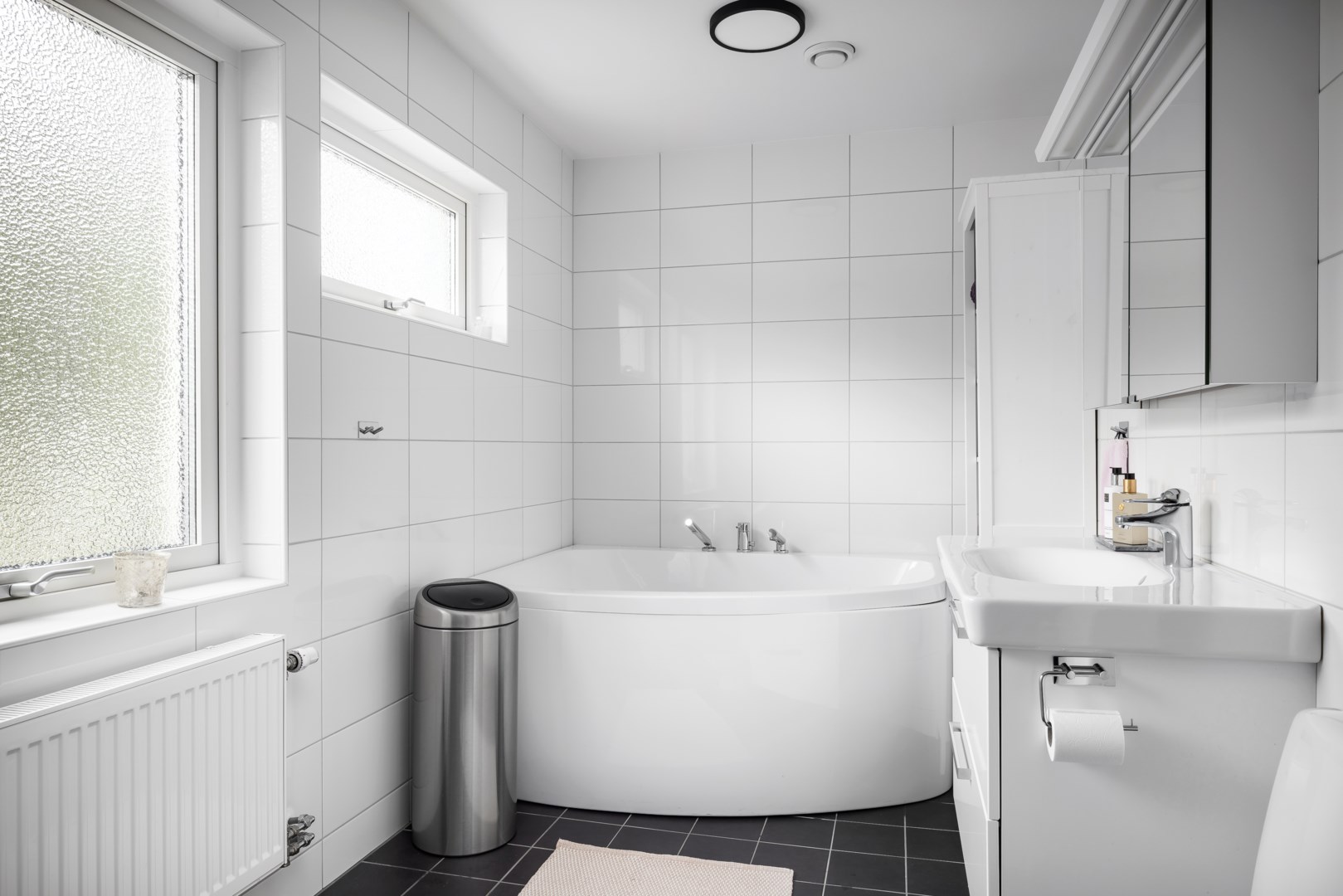 Bostadsbild från Smådoppingvägen 4, Såld i Tollare, Nacka