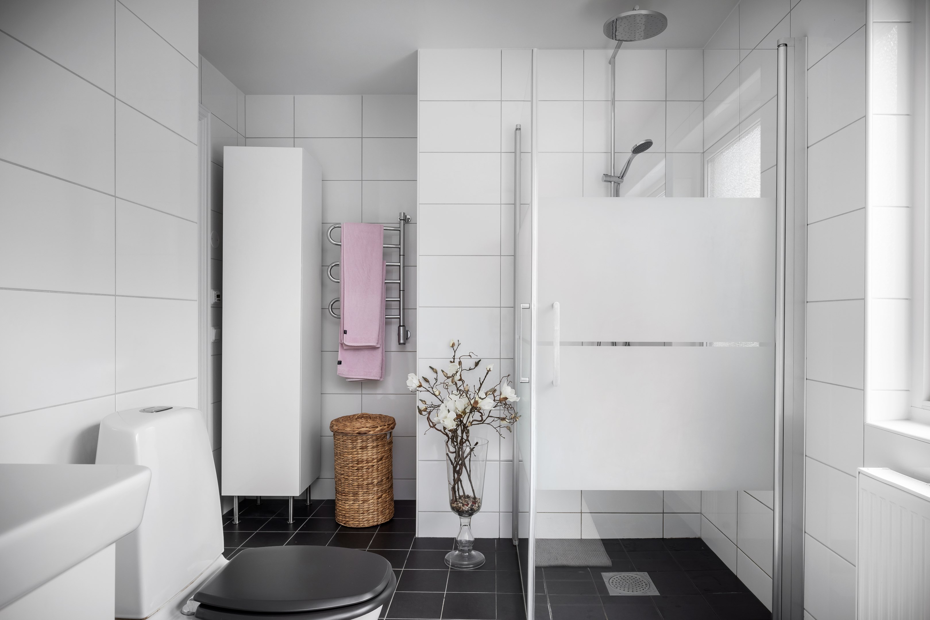 Bostadsbild från Smådoppingvägen 4, Såld i Tollare, Nacka