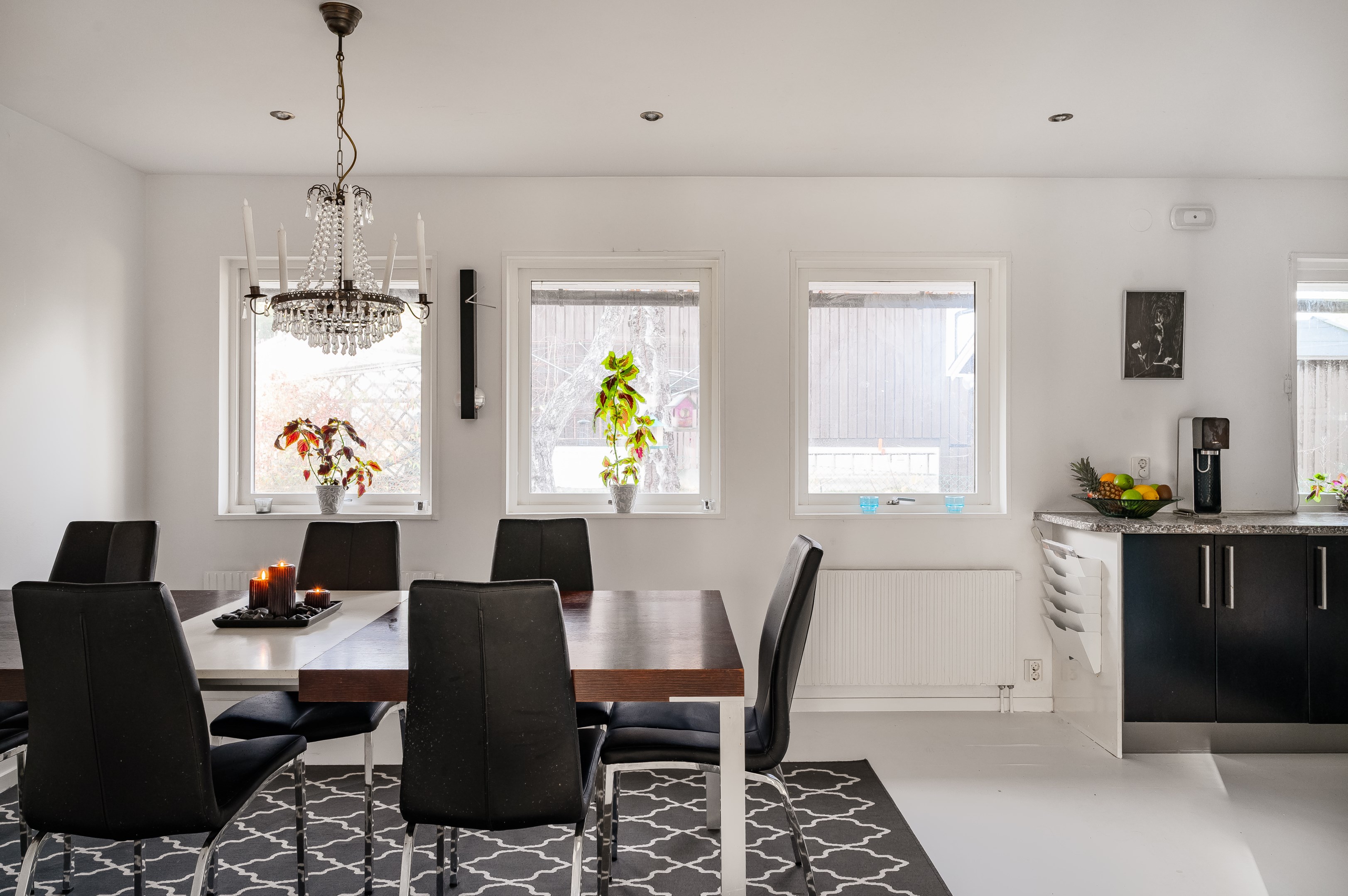 Bostadsbild från Dunungavägen 15, Såld i Skuru, Nacka