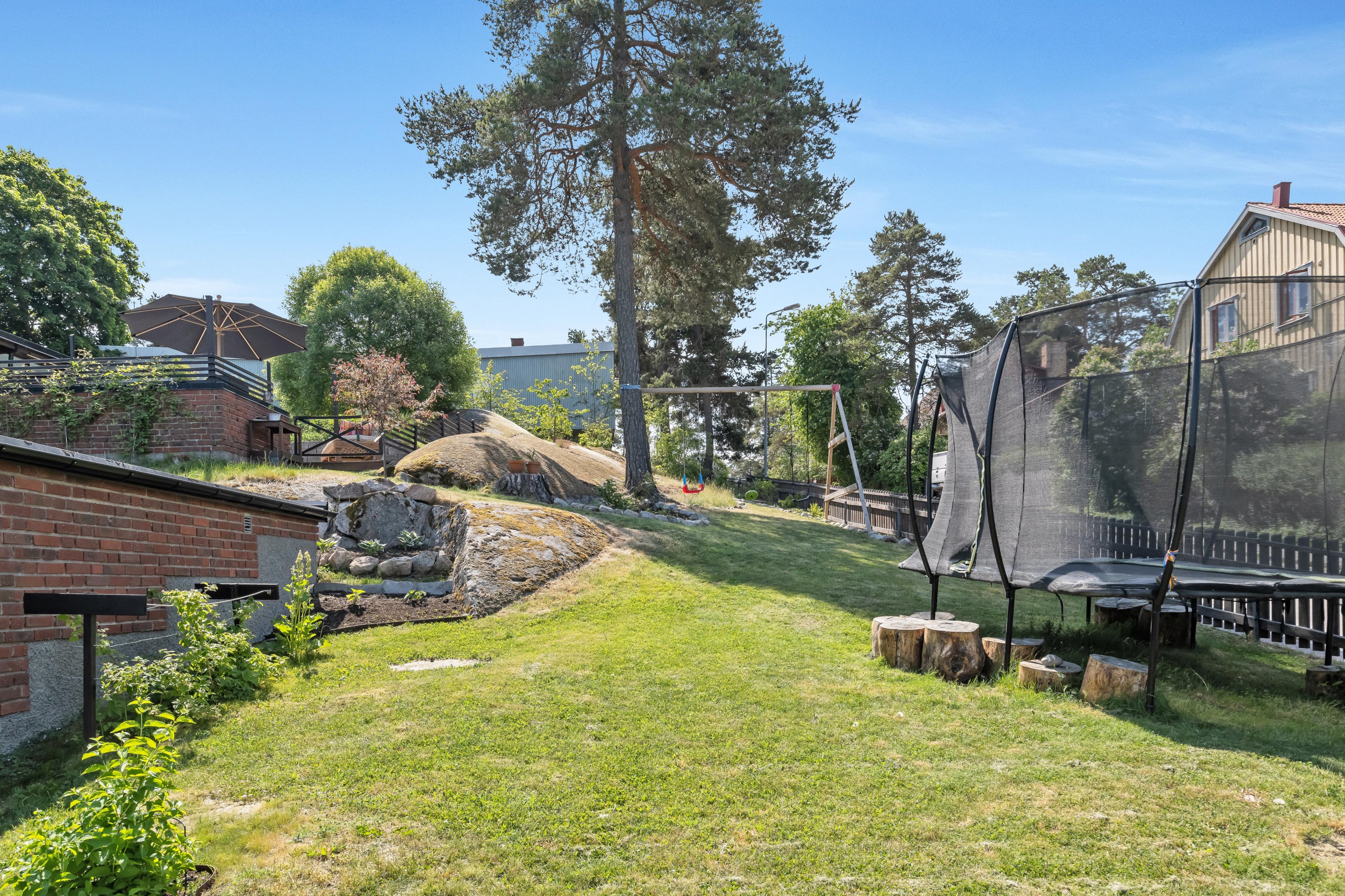 Bostadsbild från Norrbergsvägen 6, Såld i Eriksberg, Uppsala