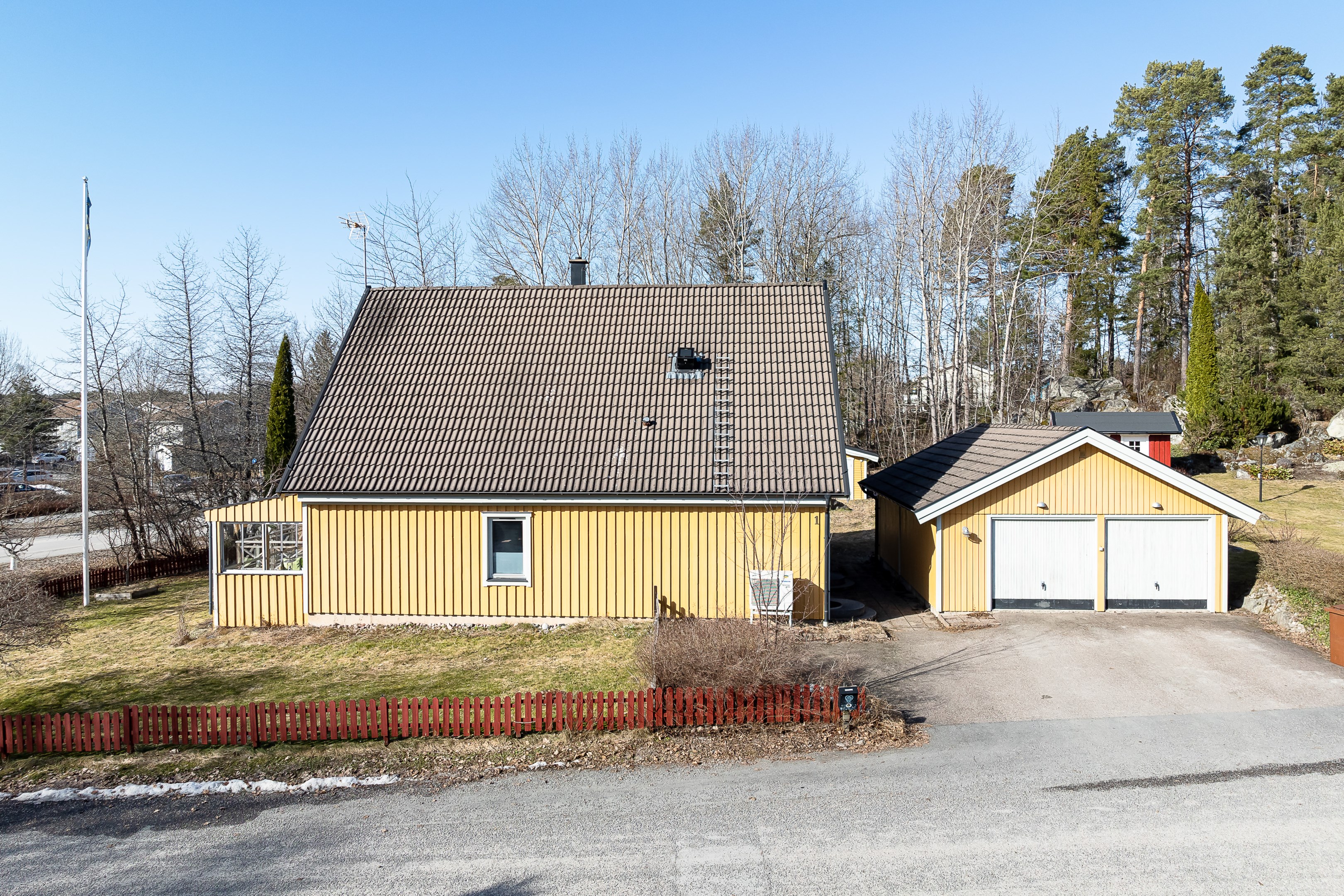 Bostadsbild från Ölstavägen 1, Såld i Örsundsbro, Enköping