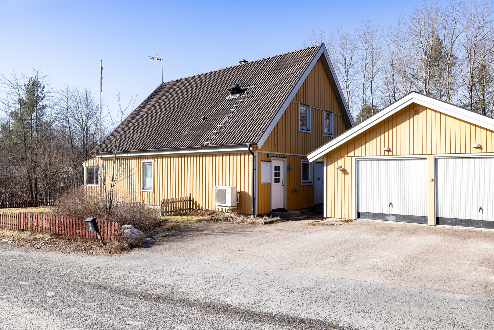 Bostadsbild från Ölstavägen 1, Såld i Örsundsbro, Enköping