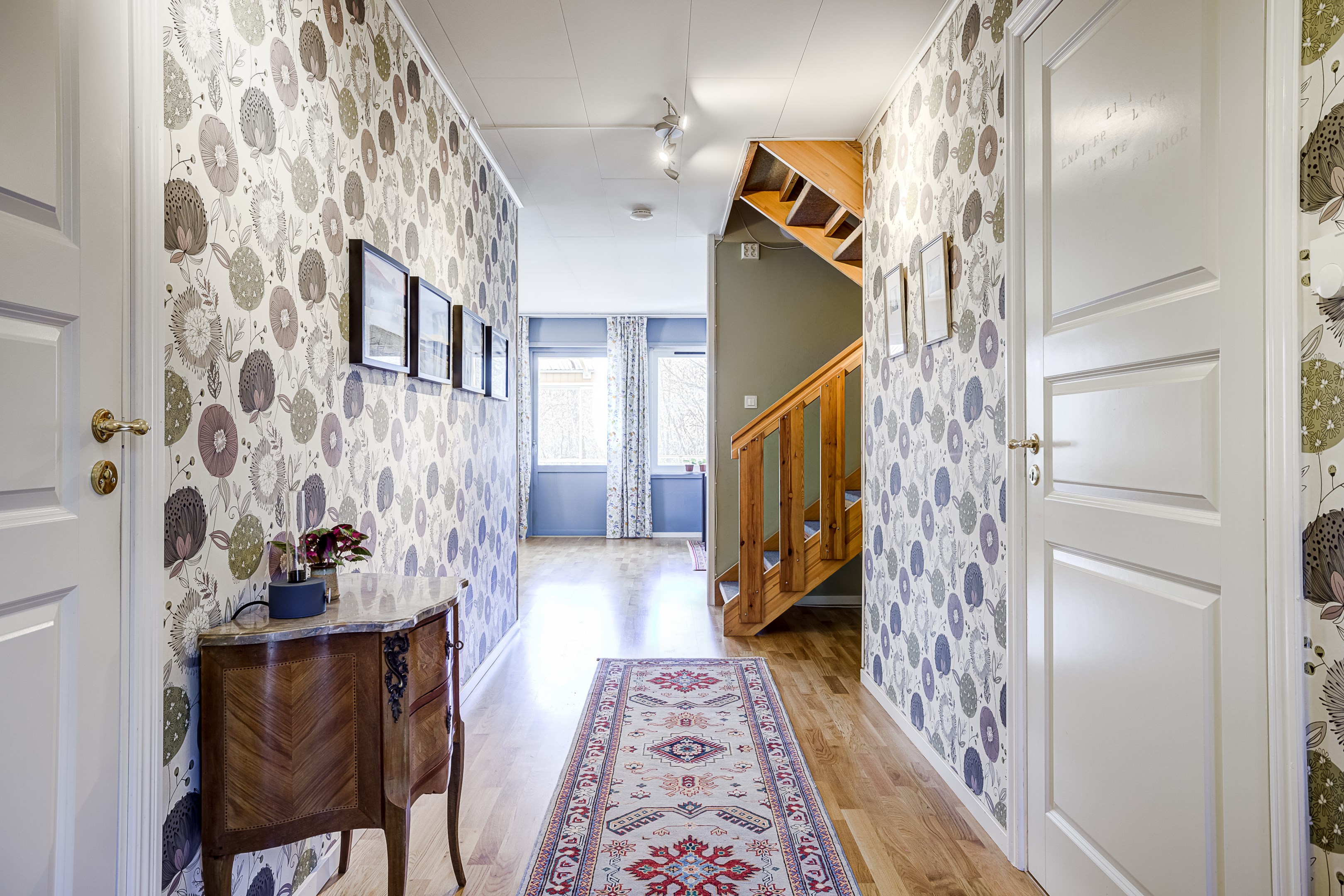 Bostadsbild från Ölstavägen 1, Såld i Örsundsbro, Enköping