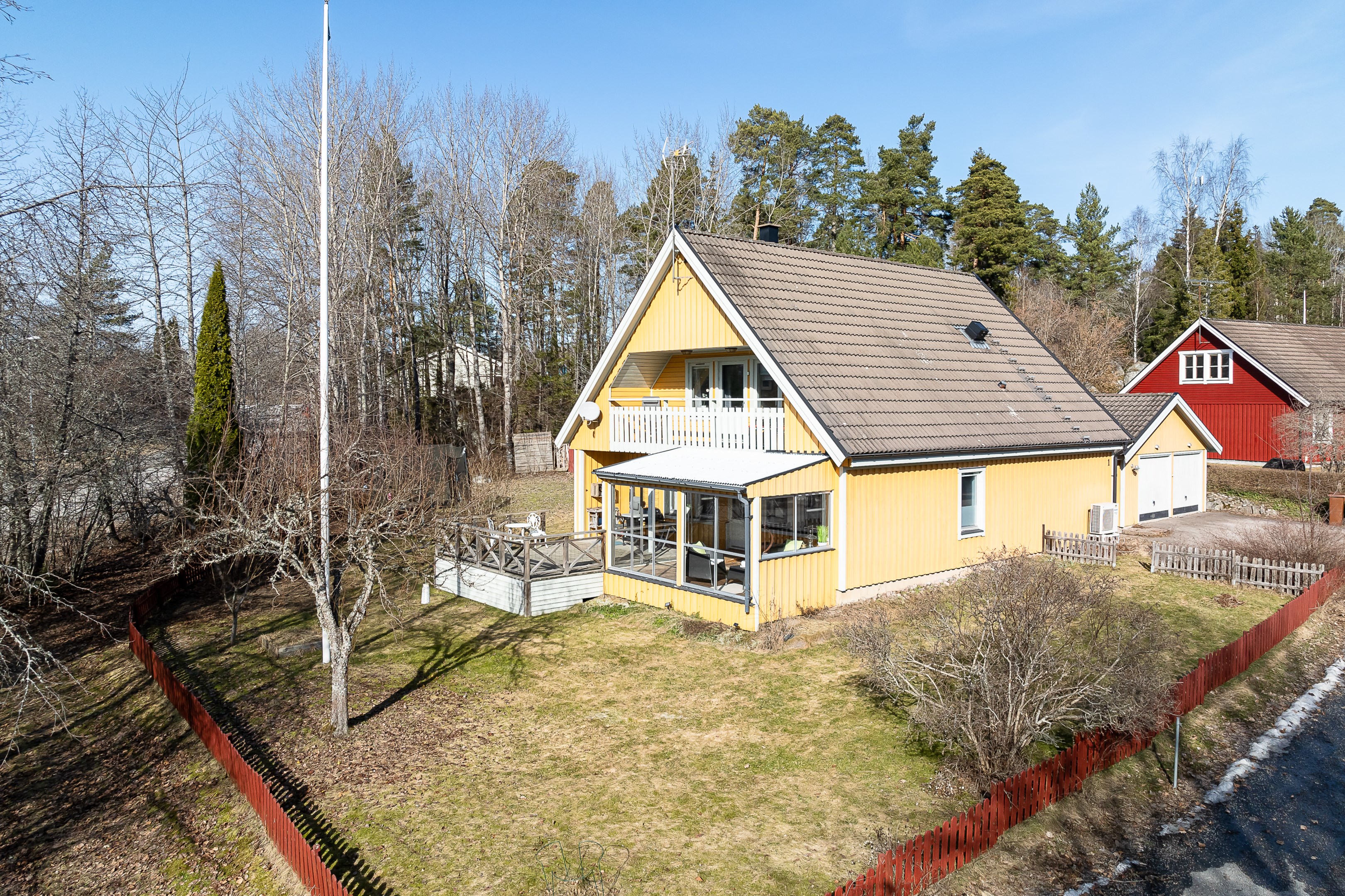 Bostadsbild från Ölstavägen 1, Såld i Örsundsbro, Enköping