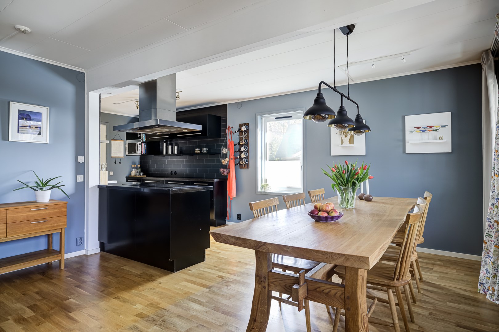 Bostadsbild från Ölstavägen 1, Såld i Örsundsbro, Enköping