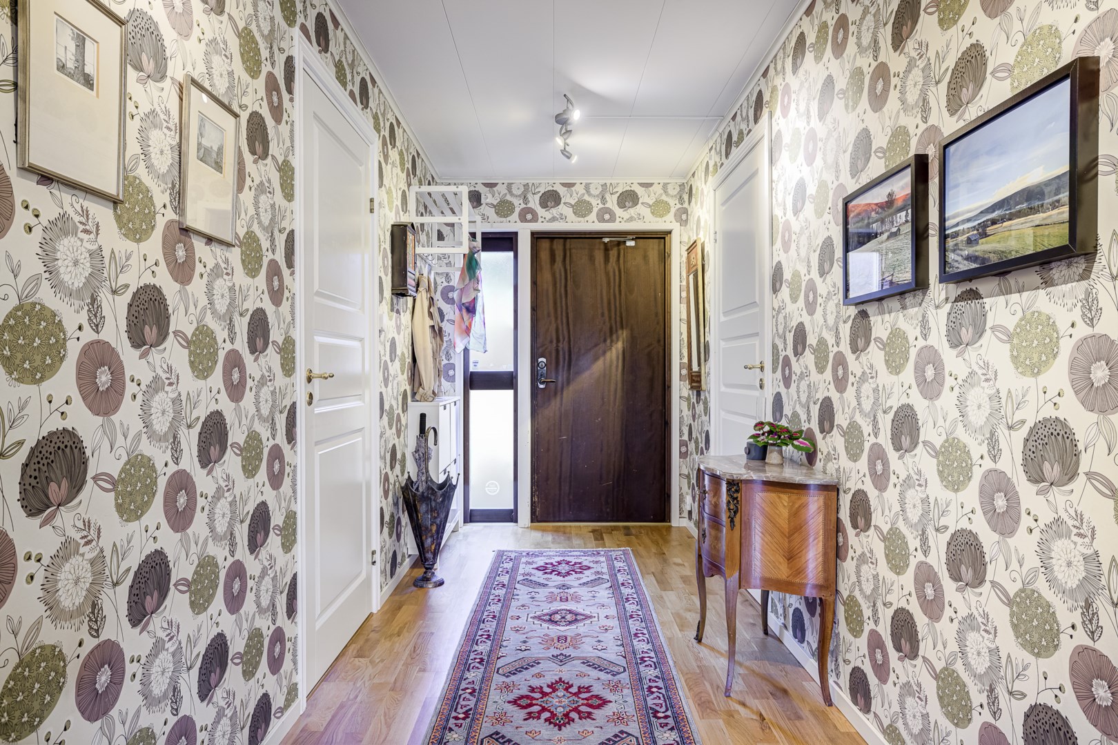 Bostadsbild från Ölstavägen 1, Såld i Örsundsbro, Enköping