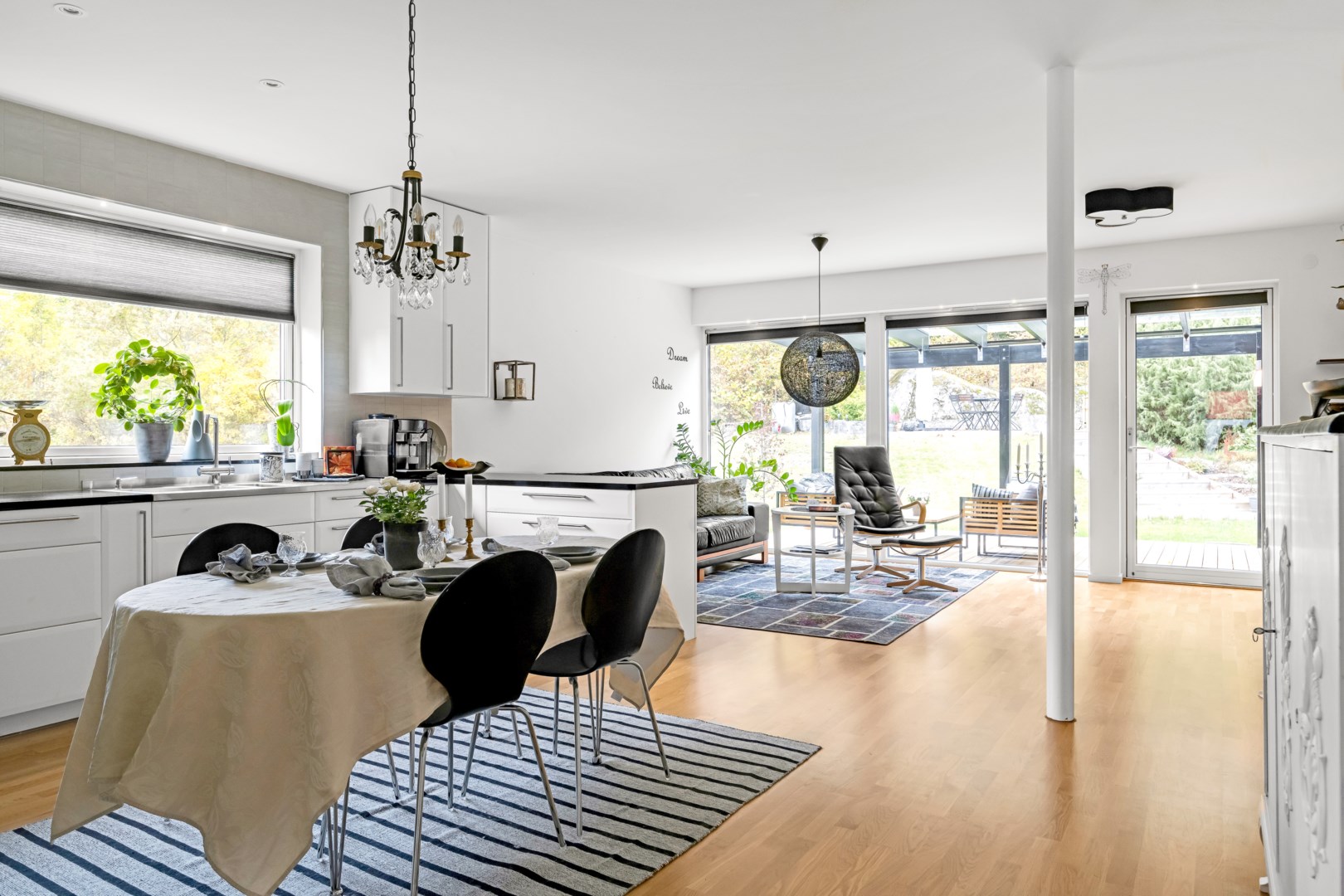 Bostadsbild från Bytorget 14, Såld i Näs-Focksta, Uppsala