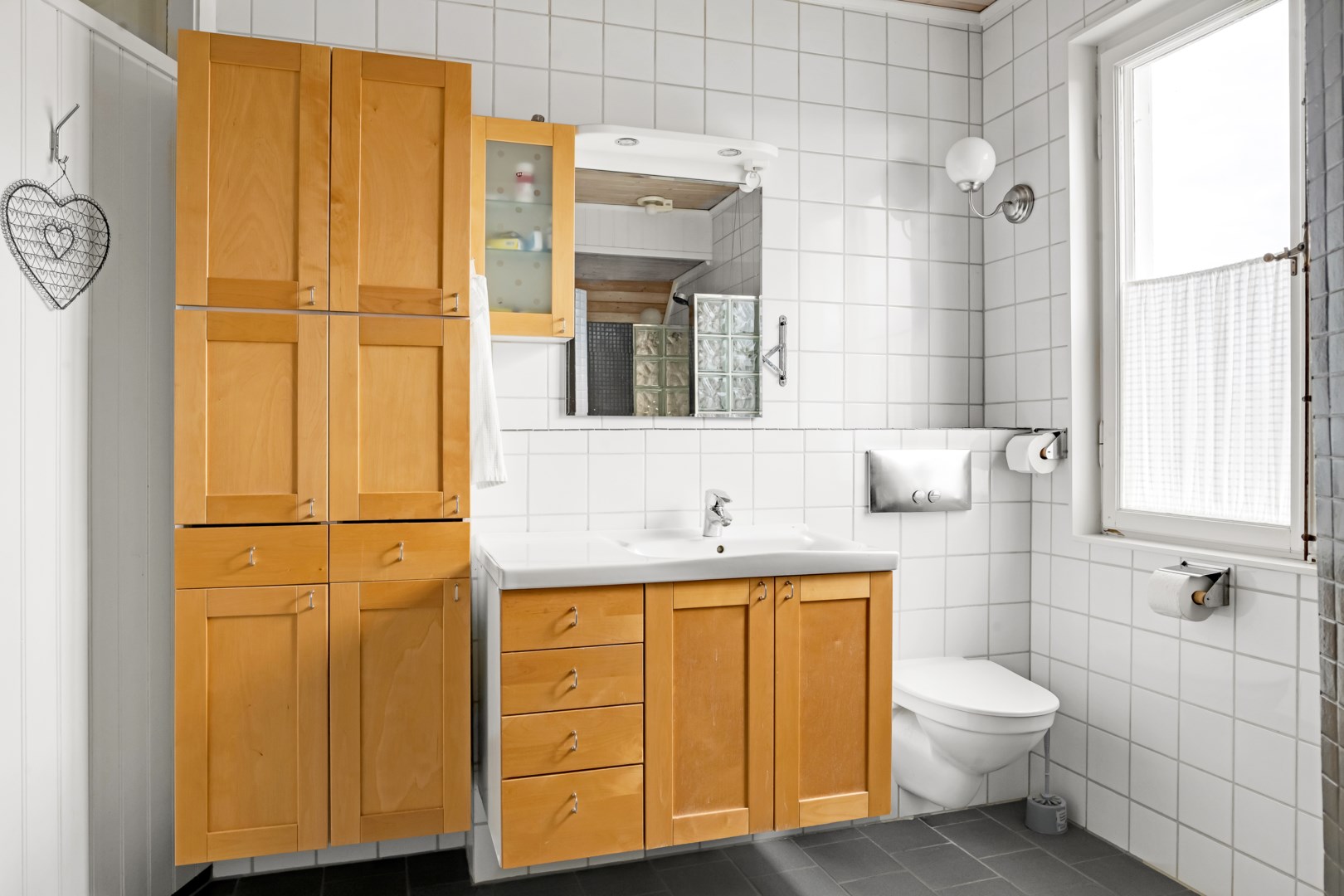 Bostadsbild från Lövlundsvägen 7, Såld i Storvreta, Uppsala