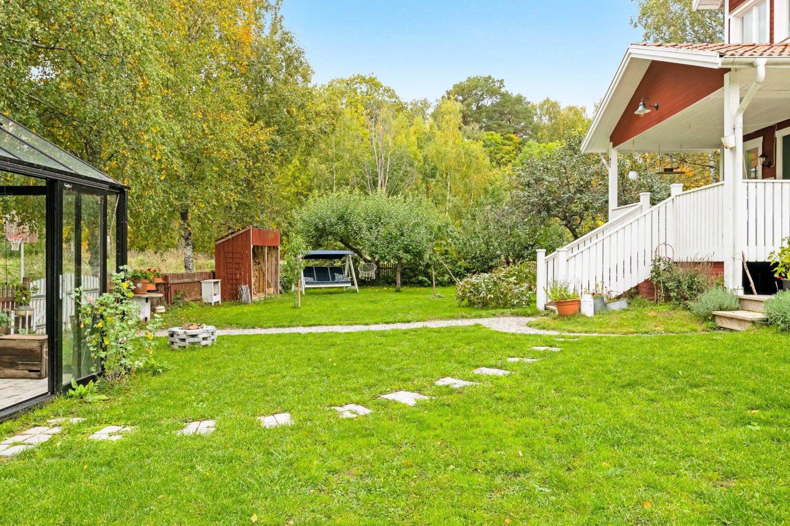 Bostadsbild från Lövlundsvägen 7, Såld i Storvreta, Uppsala