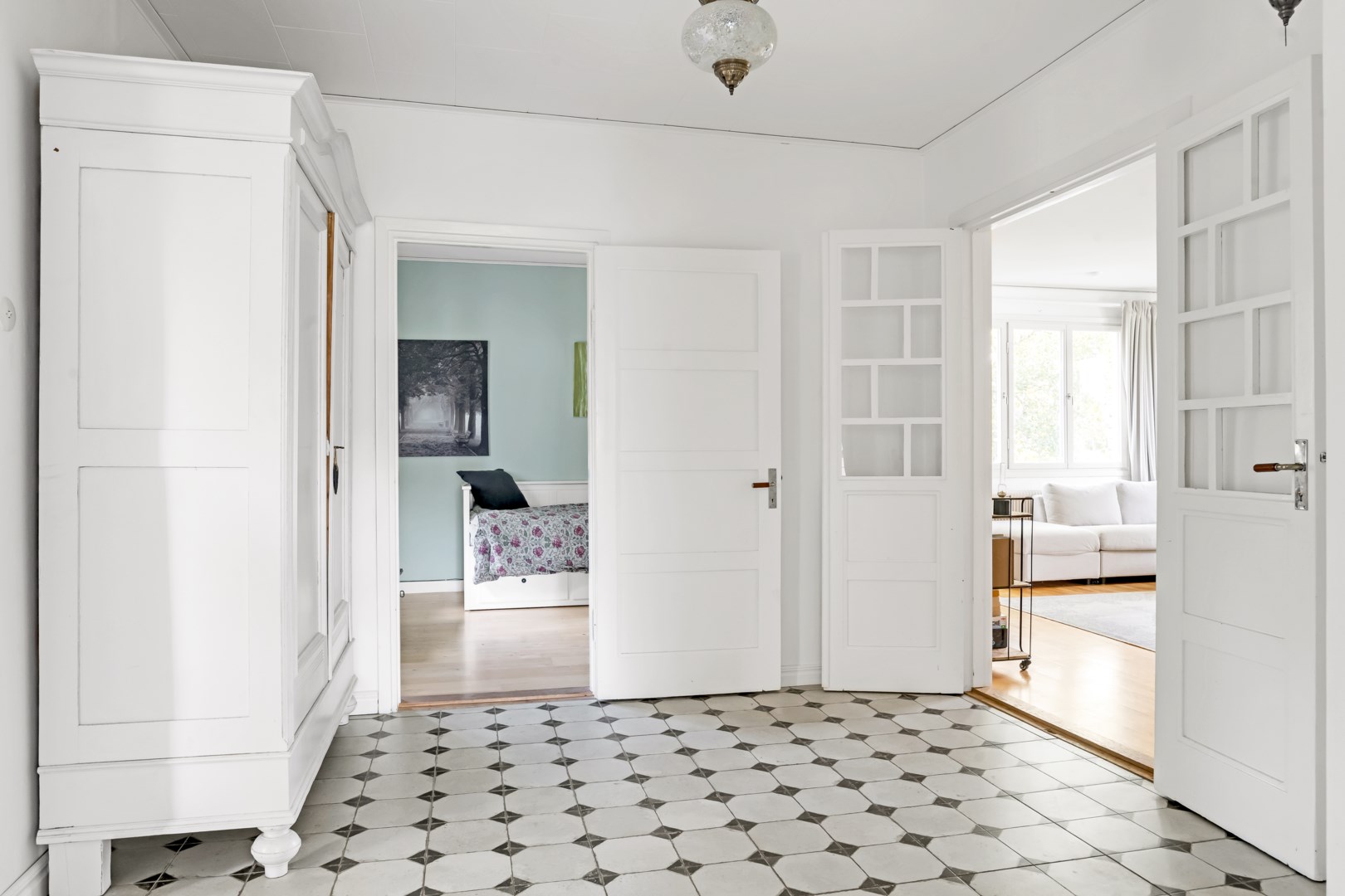 Bostadsbild från Lövlundsvägen 7, Såld i Storvreta, Uppsala