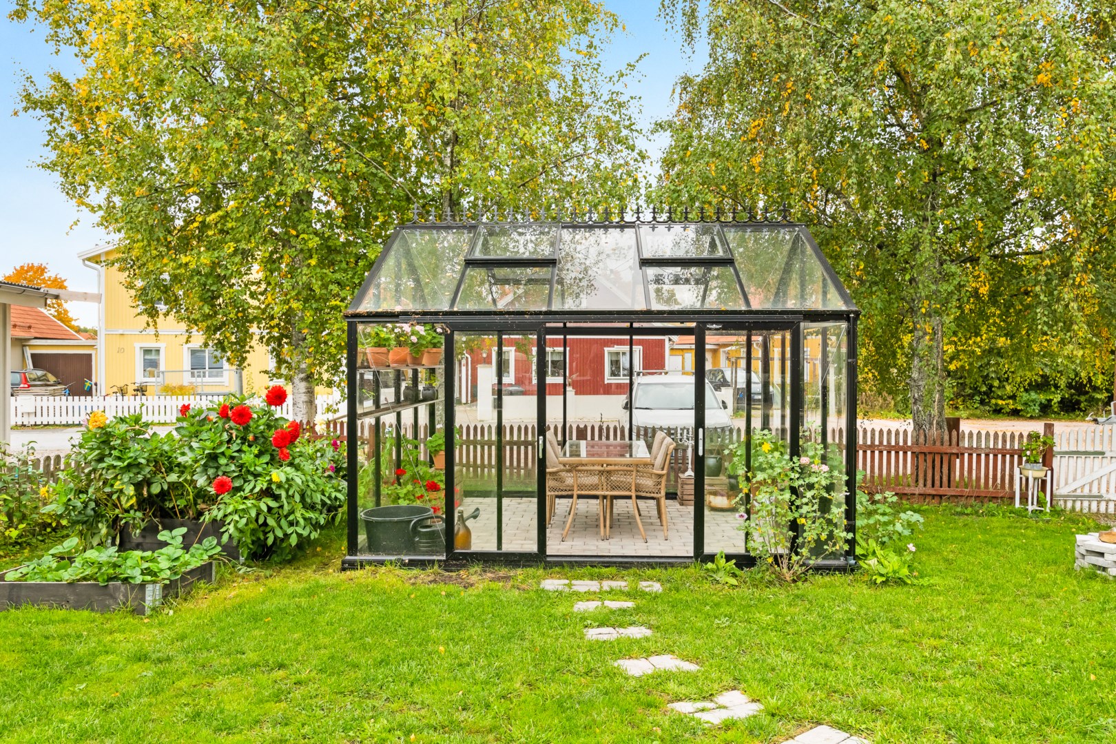 Bostadsbild från Lövlundsvägen 7, Såld i Storvreta, Uppsala