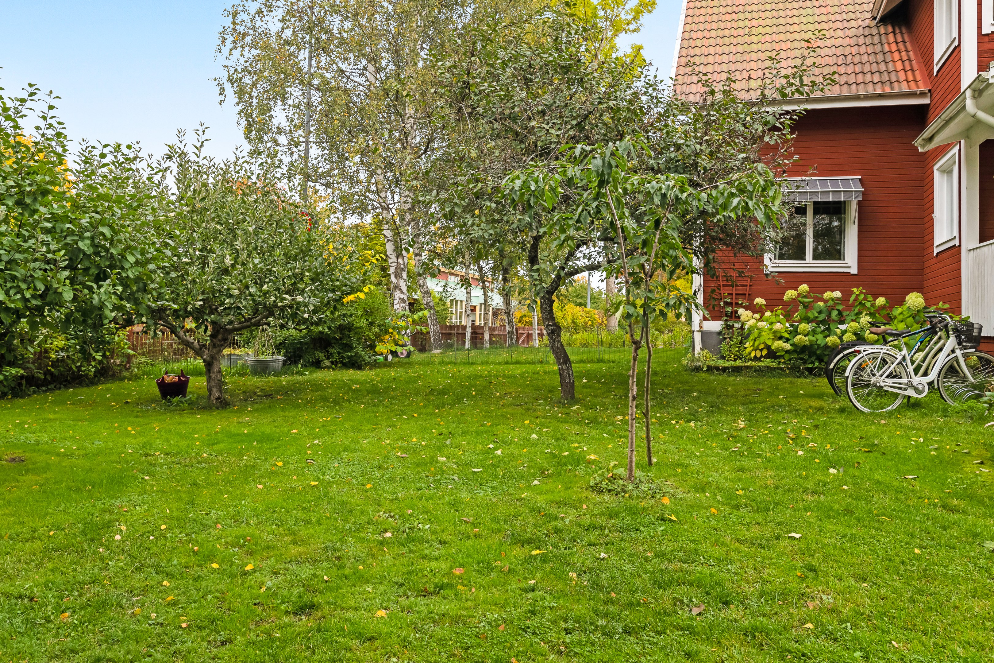 Bostadsbild från Lövlundsvägen 7, Såld i Storvreta, Uppsala