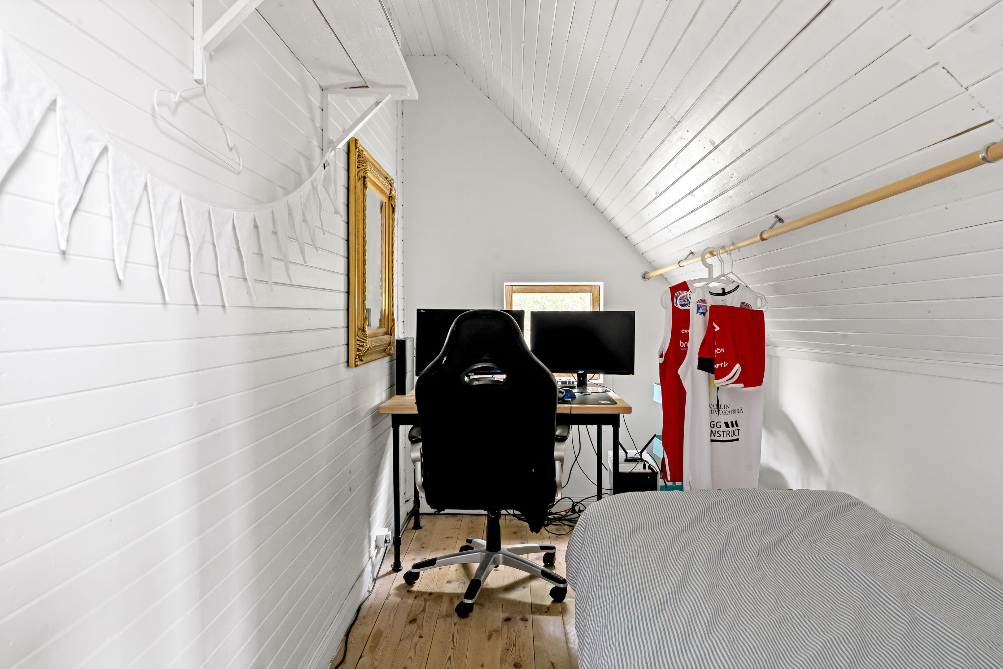 Bostadsbild från Lövlundsvägen 7, Såld i Storvreta, Uppsala