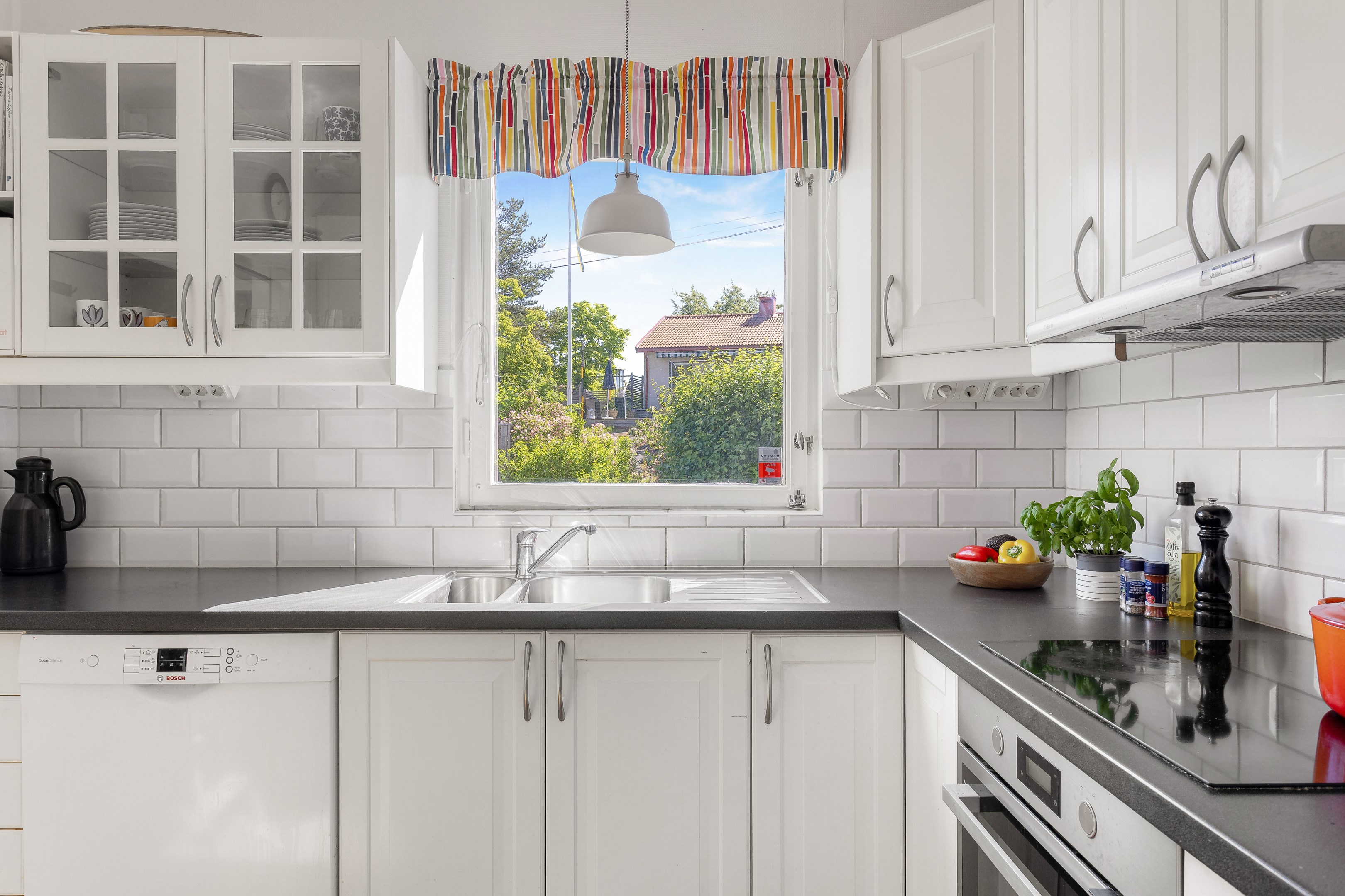 Bostadsbild från Nyängsvägen 102, Till salu i Bromma - Ålsten, Stockholm