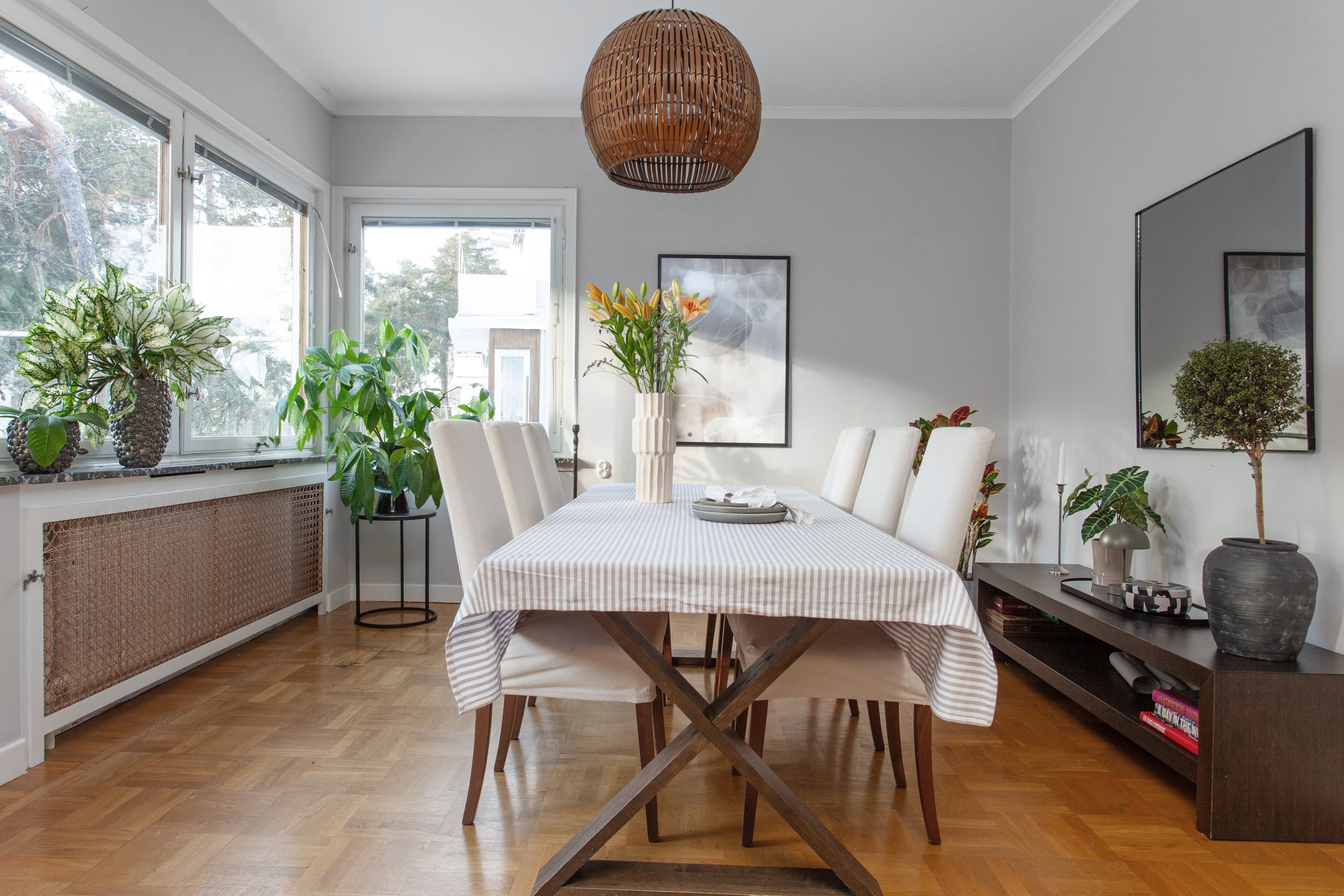 Bostadsbild från Roslinvägen 48, Till salu i Bromma - Södra Ängby, Stockholm