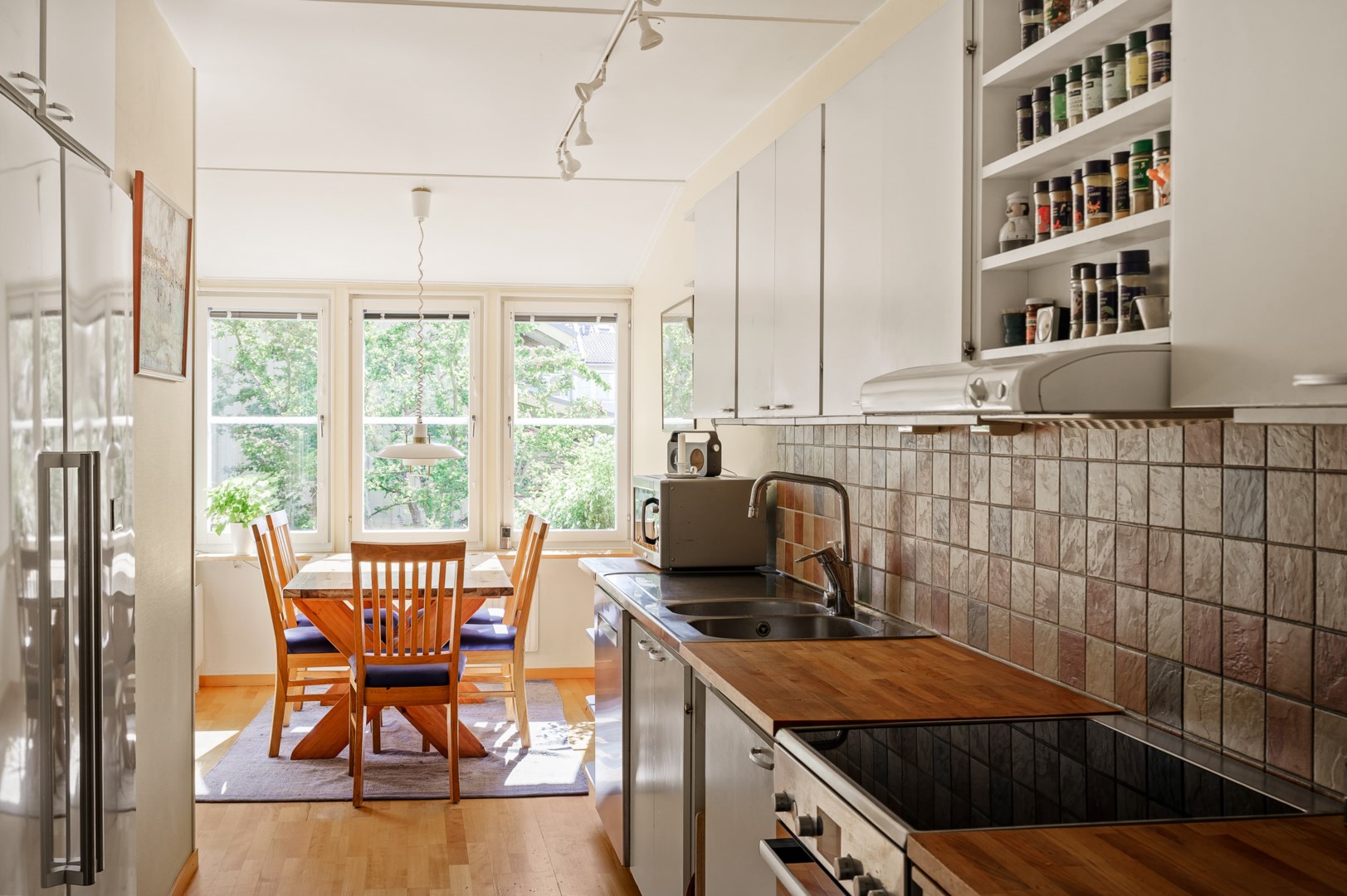 Bostadsbild från Norrholmsvägen 41, Såld i Östra Orminge, Nacka