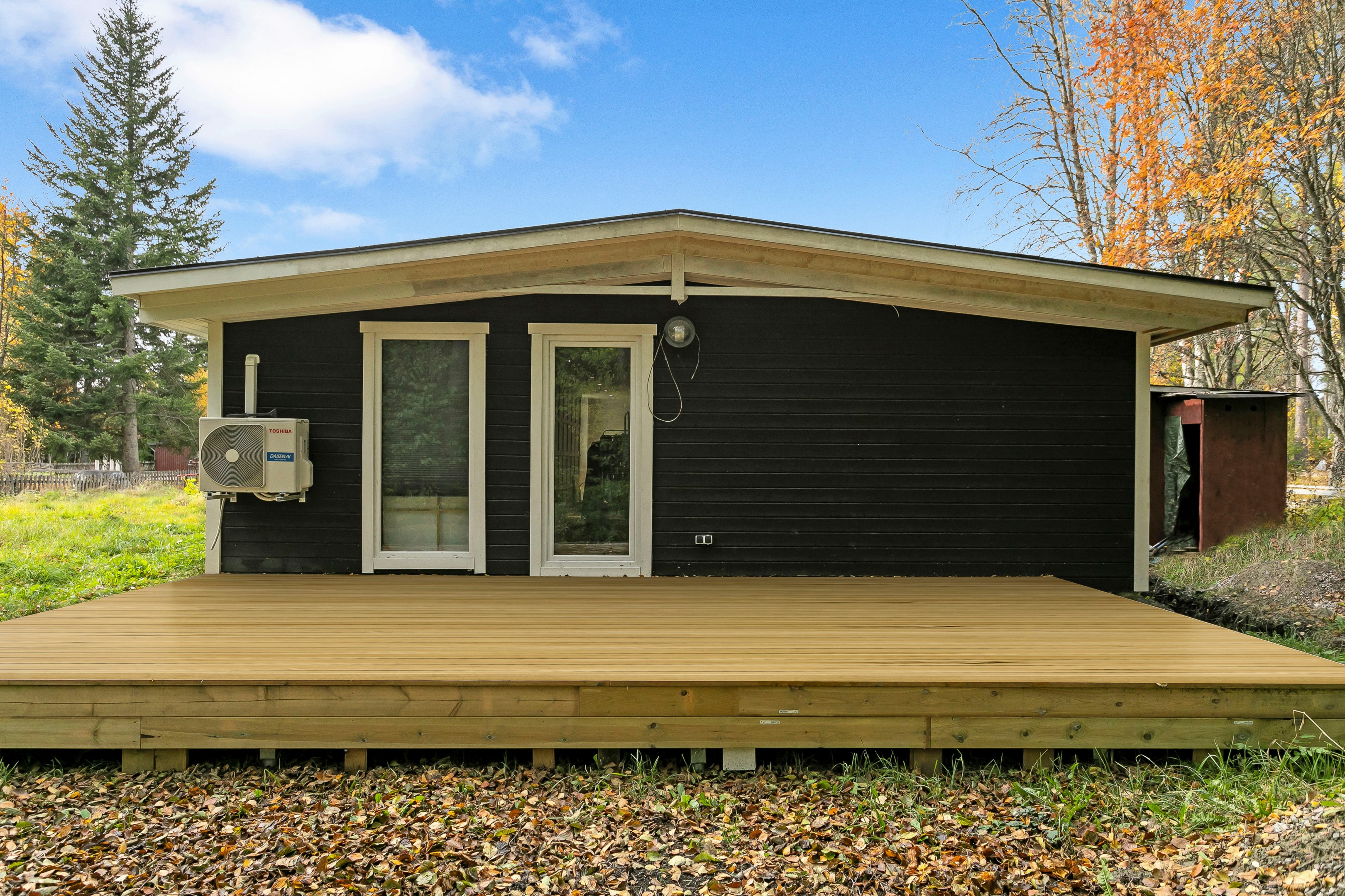 Bostadsbild från Röda vägen 7, Såld i Björklinge, Uppsala